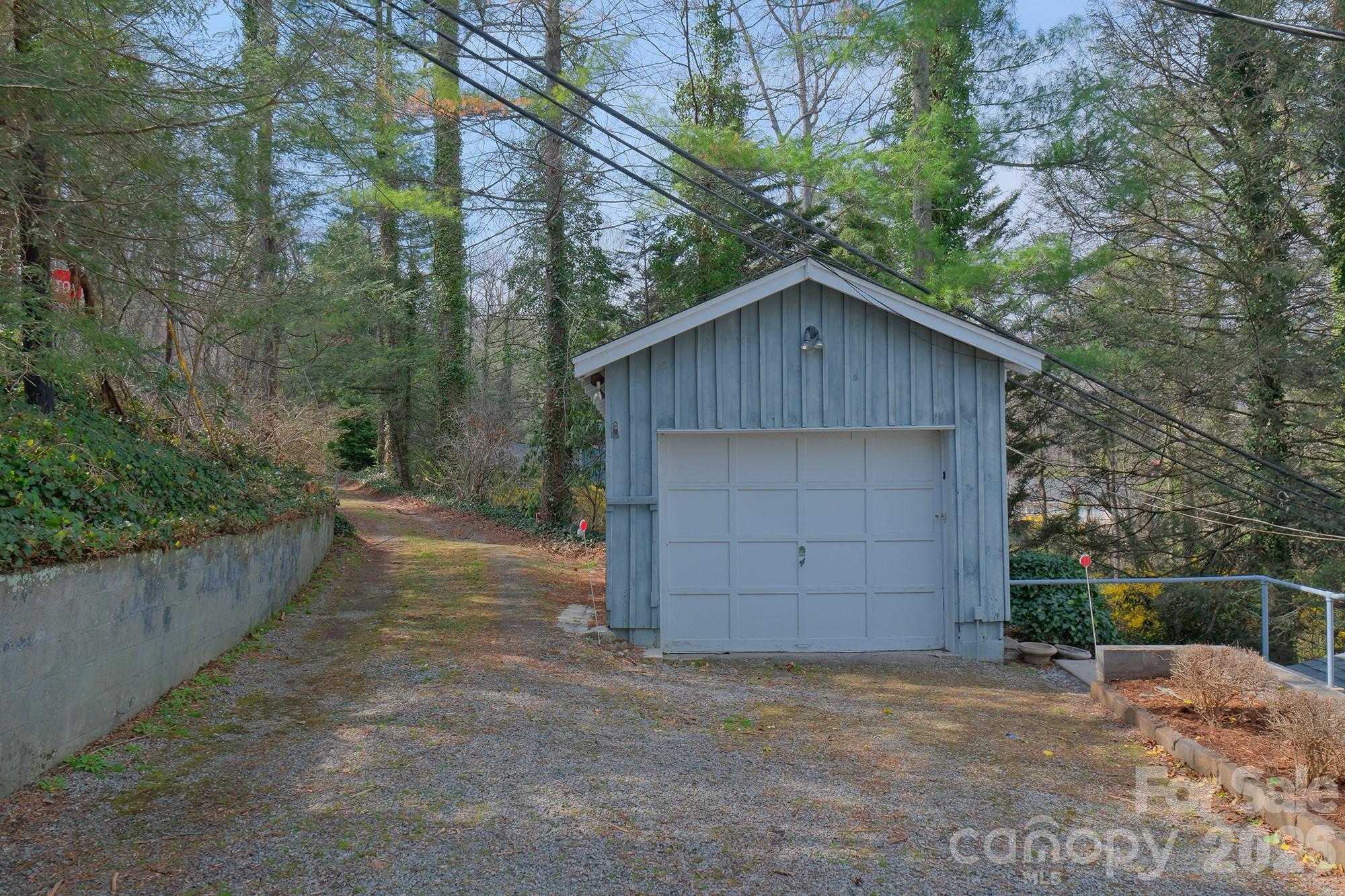 71 Norfolk Lane — Laurel Park