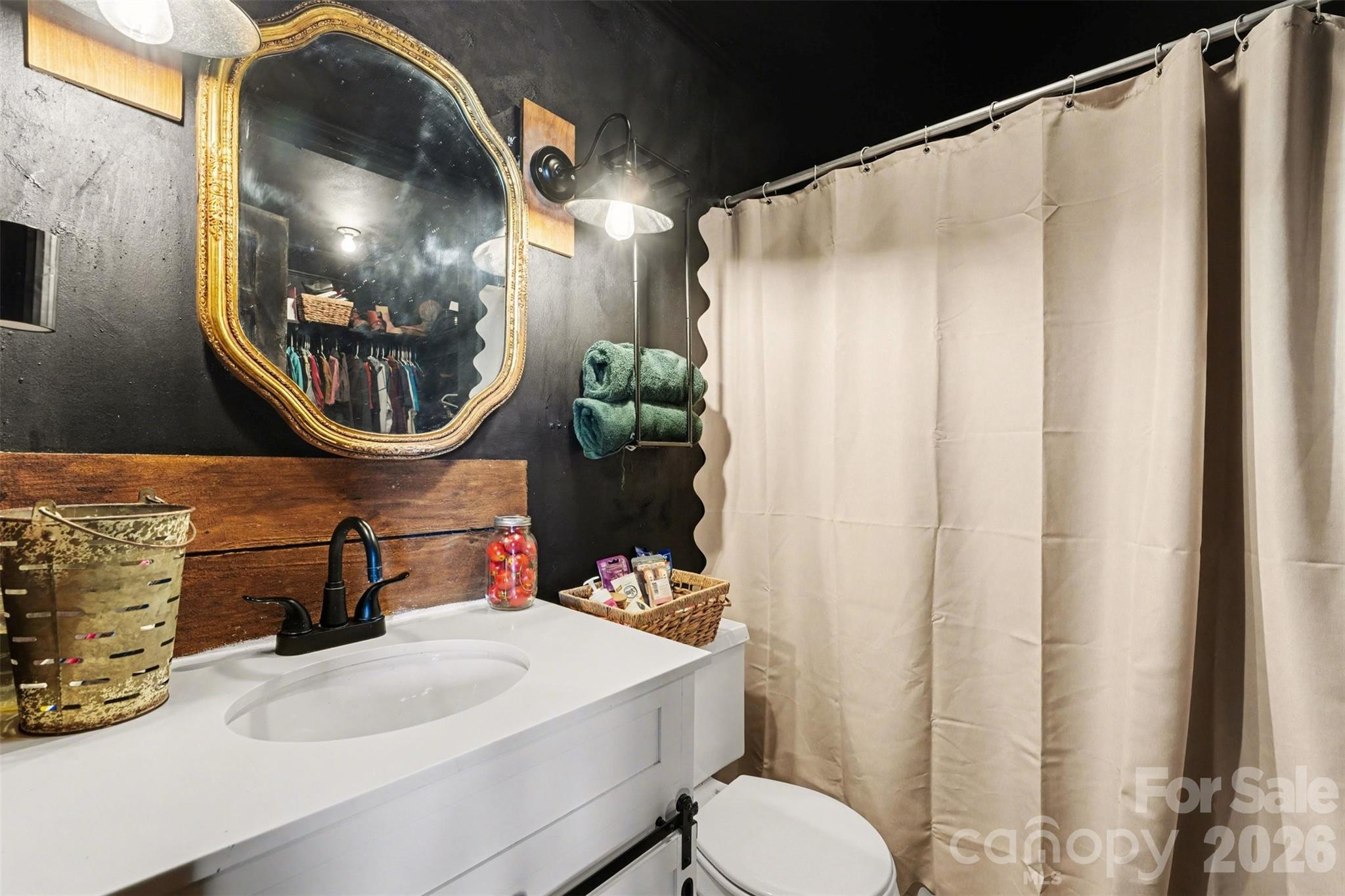 5475 Pine Ridge Drive — Connelly Springs