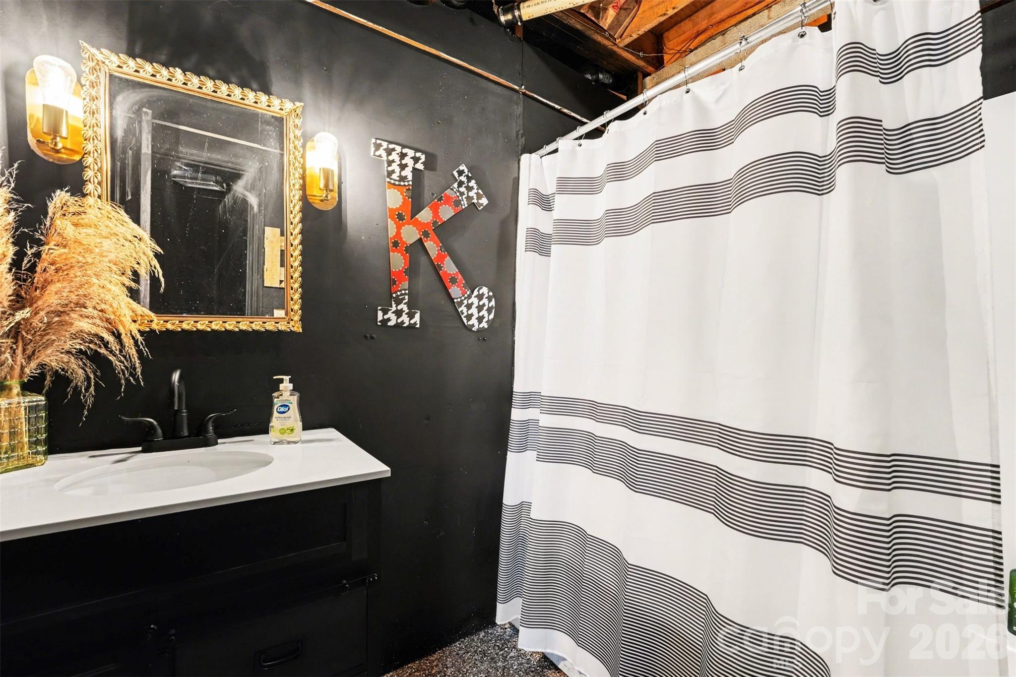 5475 Pine Ridge Drive — Connelly Springs