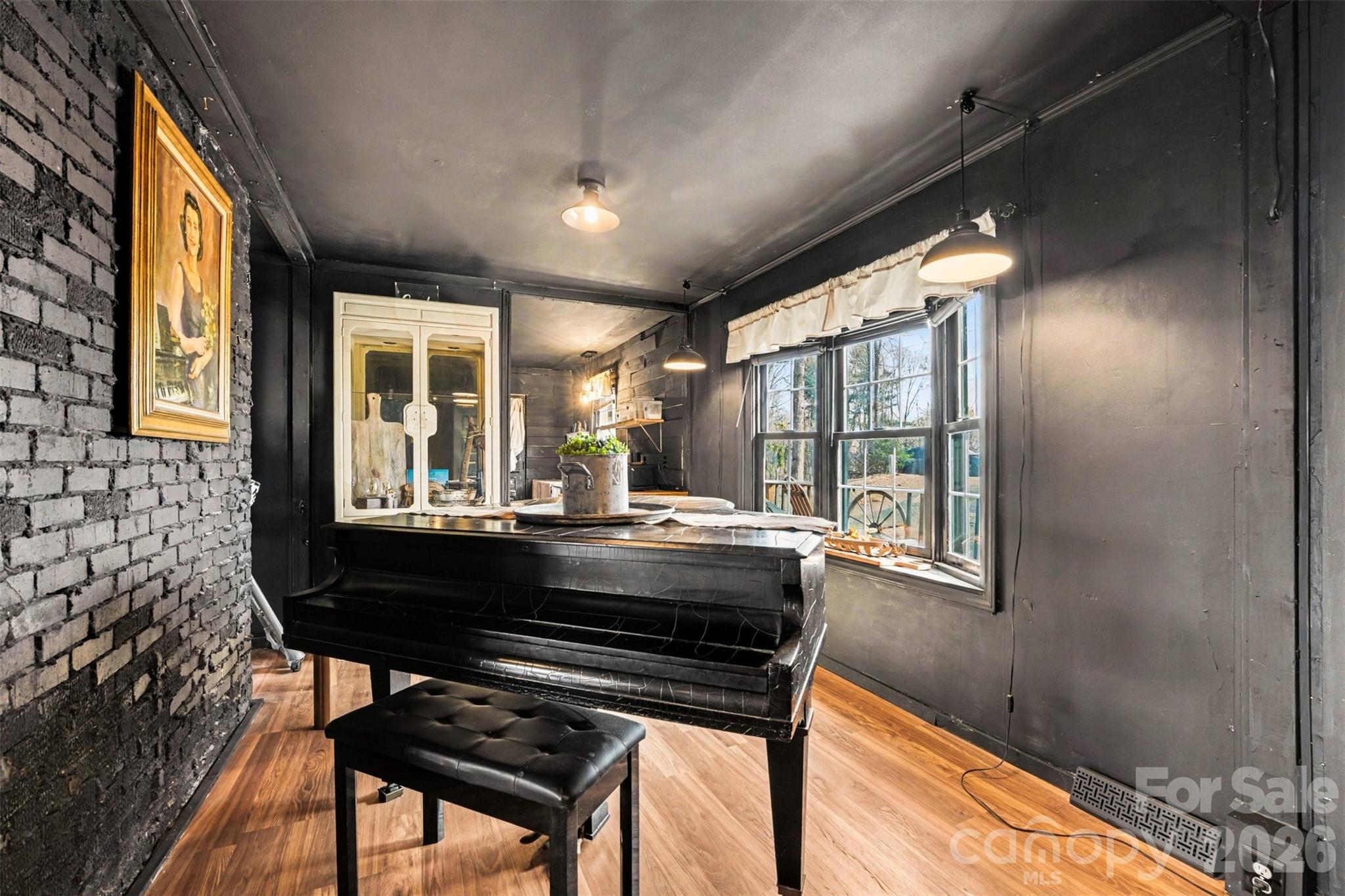 5475 Pine Ridge Drive — Connelly Springs