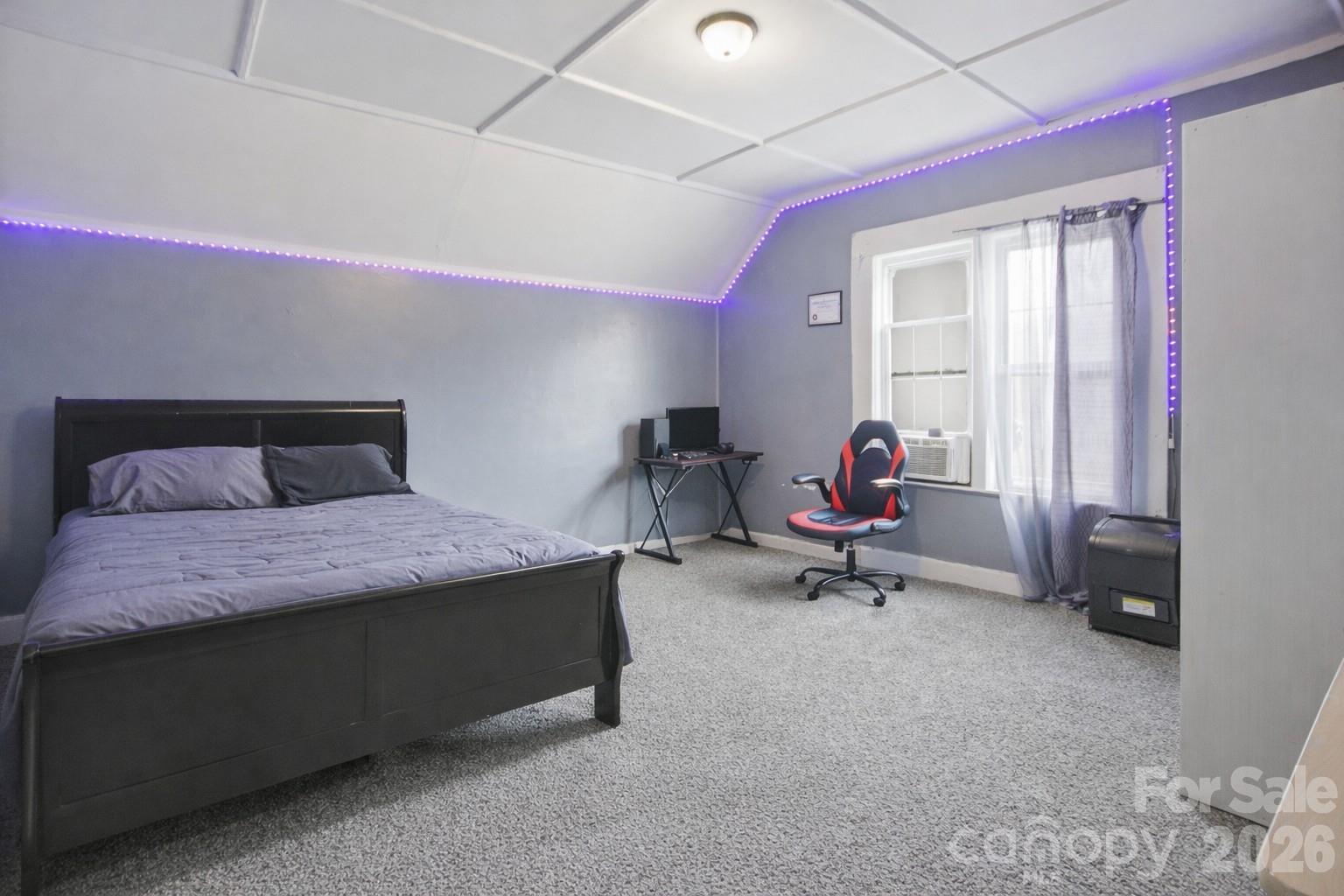 1212 S Salisbury Avenue — Spencer