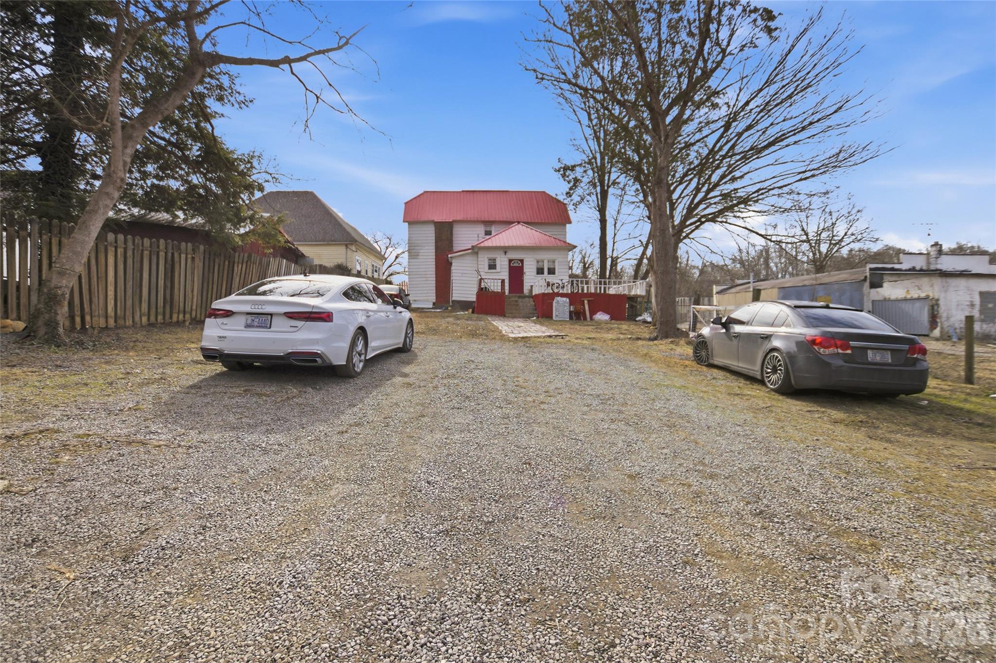 1212 S Salisbury Avenue — Spencer
