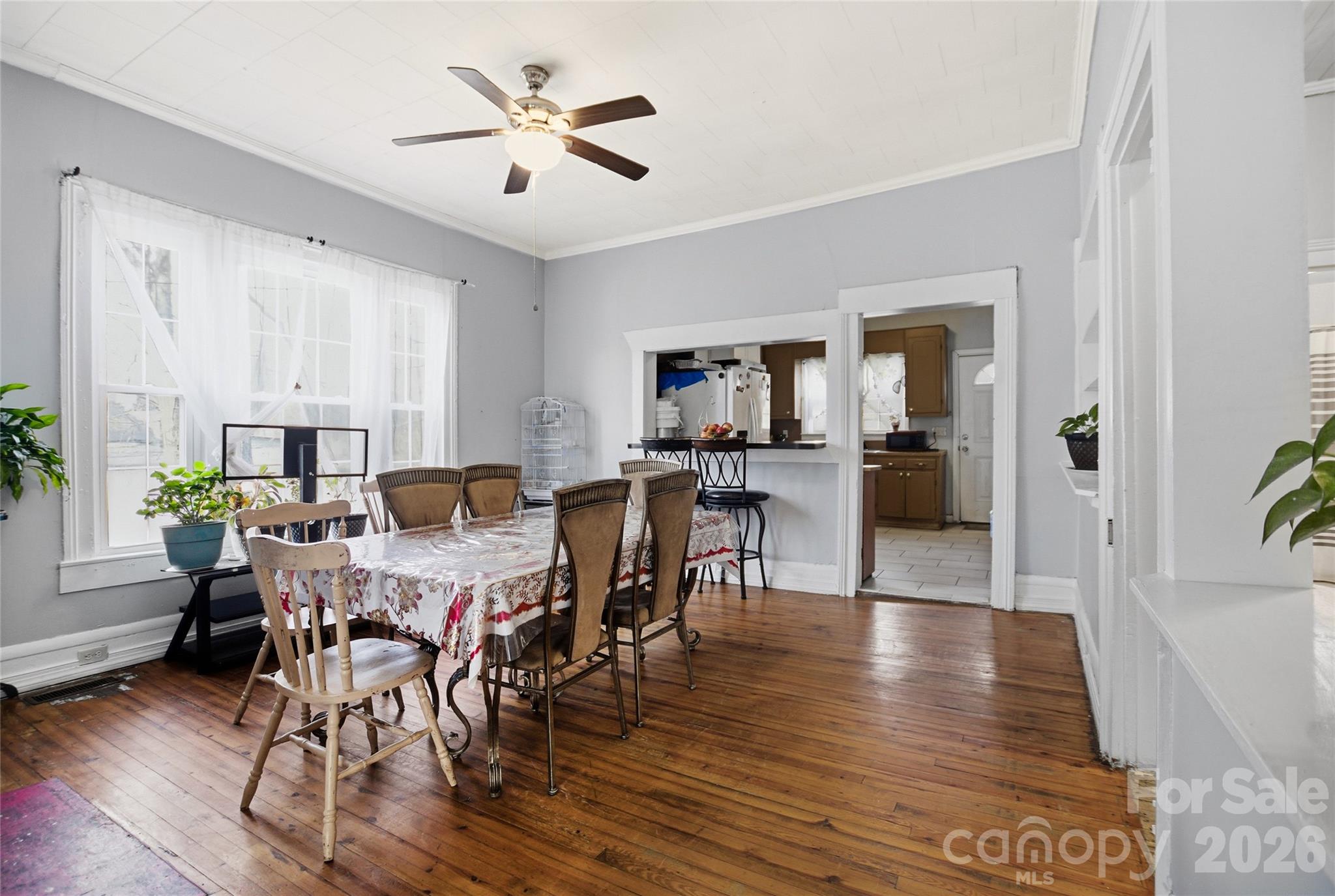 1212 S Salisbury Avenue — Spencer