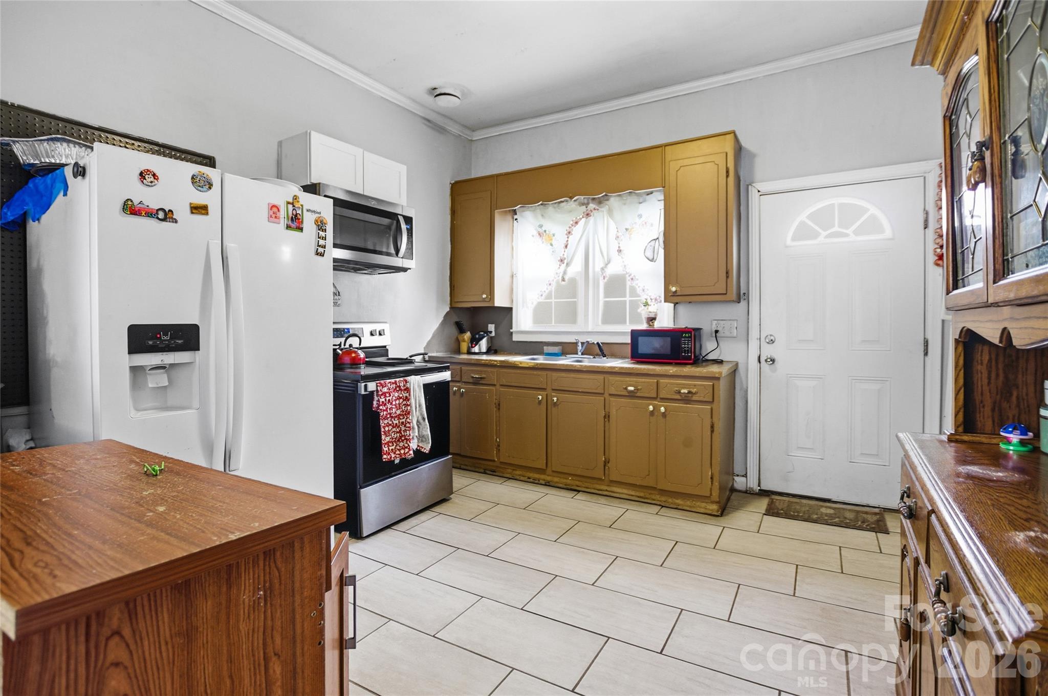 1212 S Salisbury Avenue — Spencer
