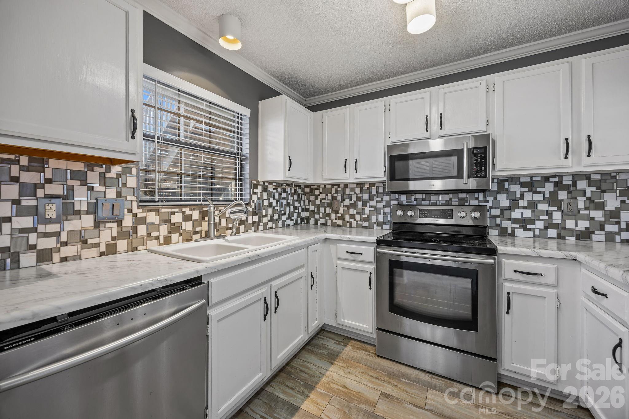 7602 Woods Lane #23 — Cornelius