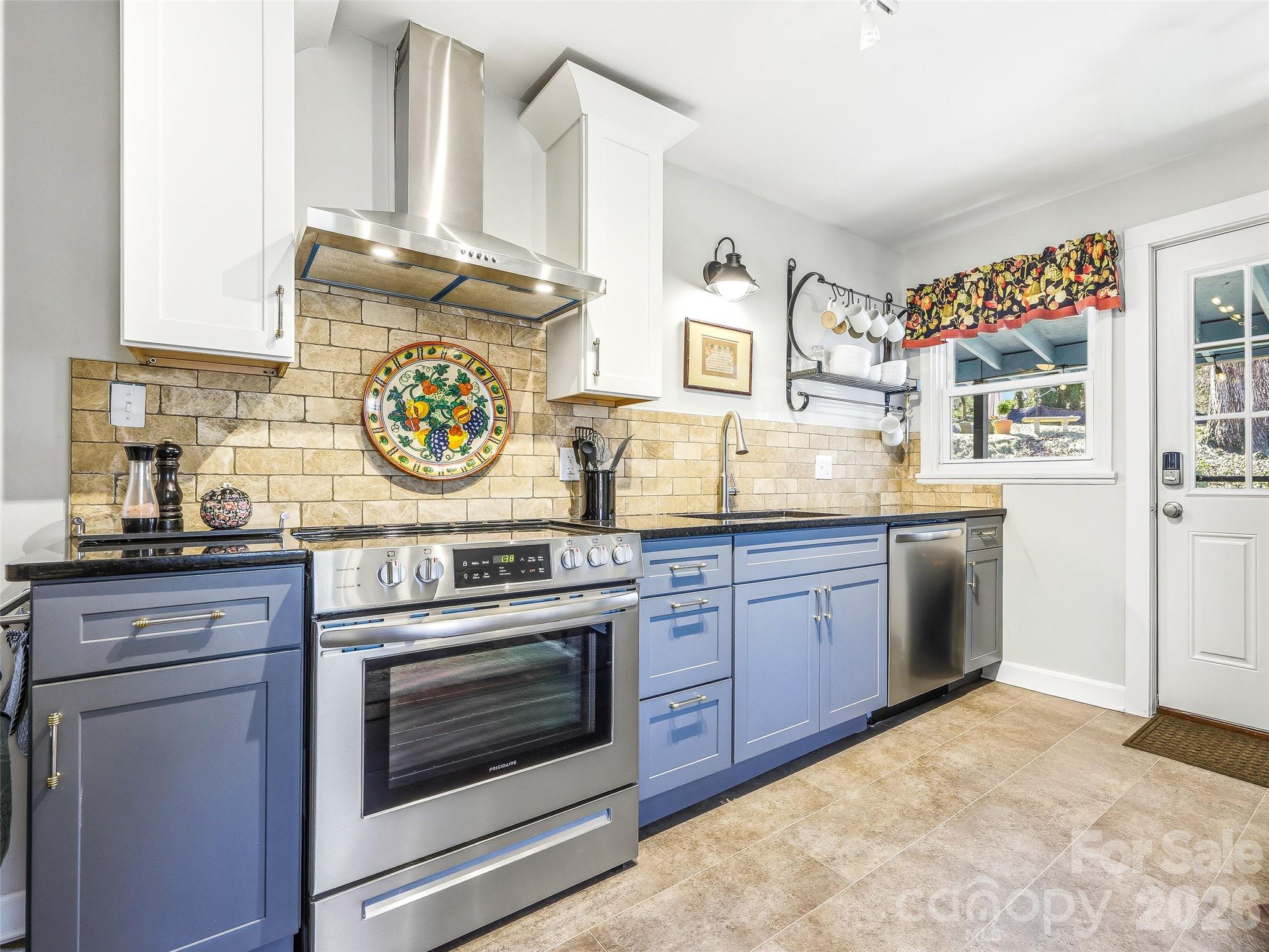 45 Shady Oak Drive — Asheville
