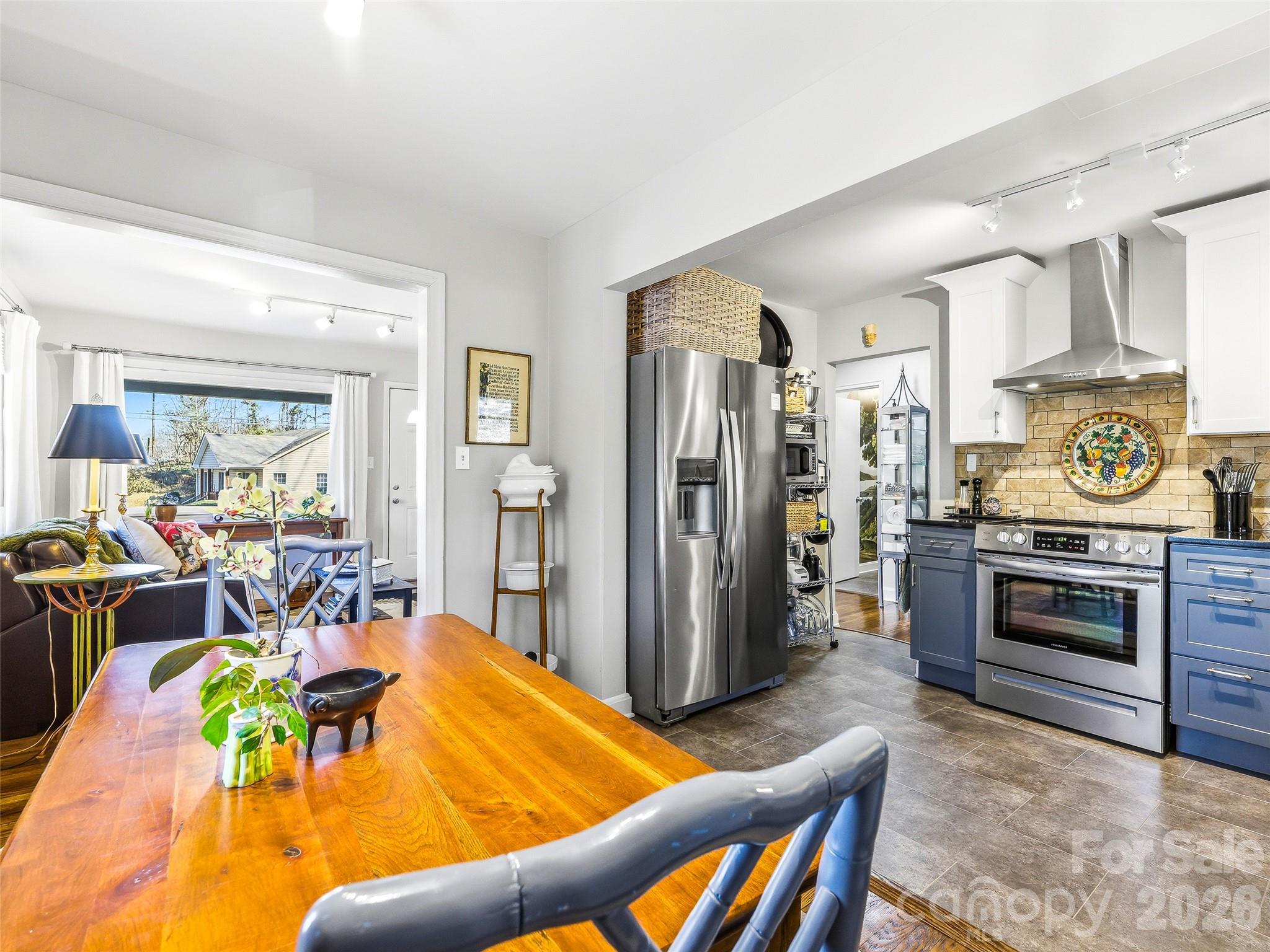45 Shady Oak Drive — Asheville