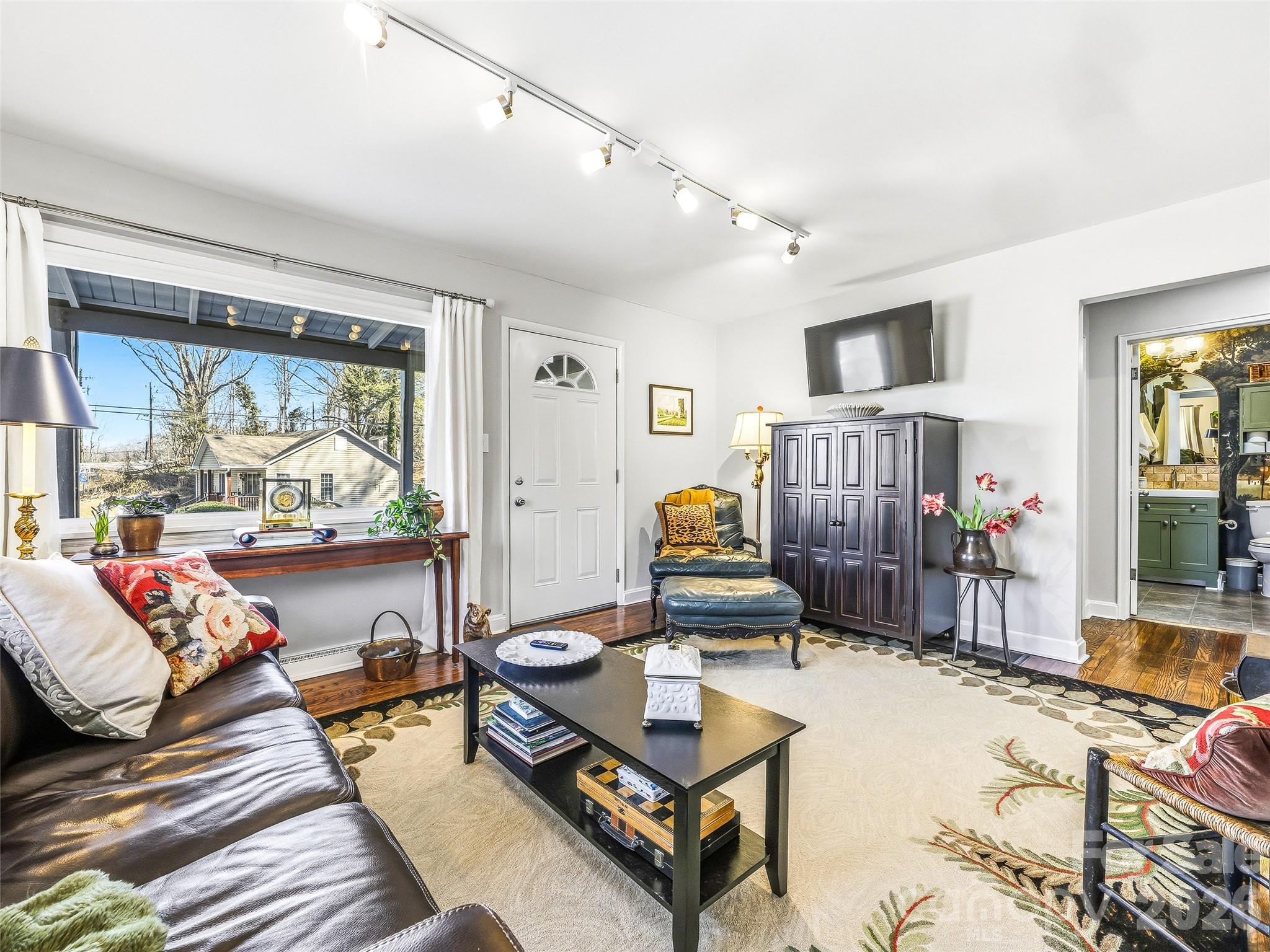 45 Shady Oak Drive — Asheville