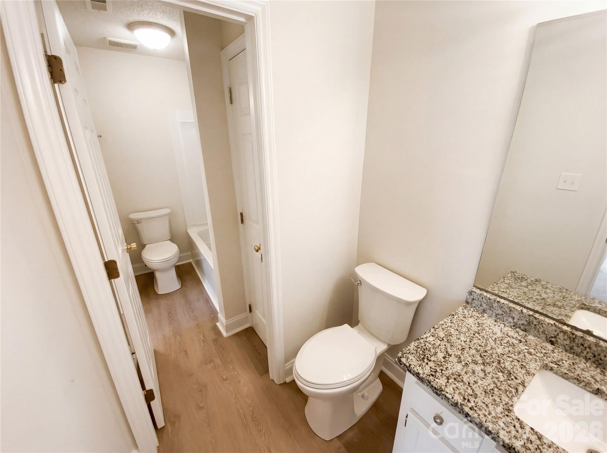 1101 E Morehead Street #33 — Charlotte
