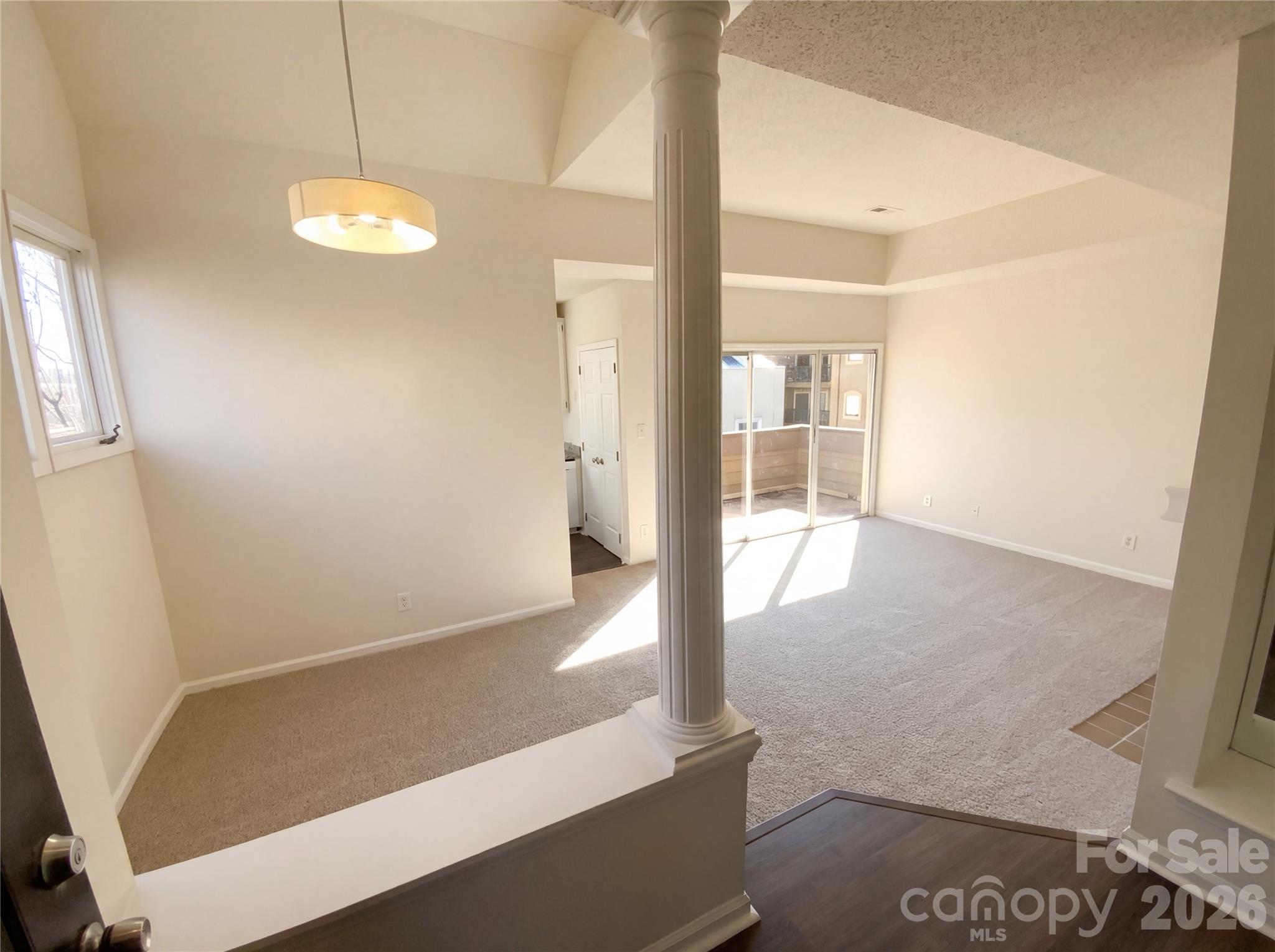 1101 E Morehead Street #33 — Charlotte