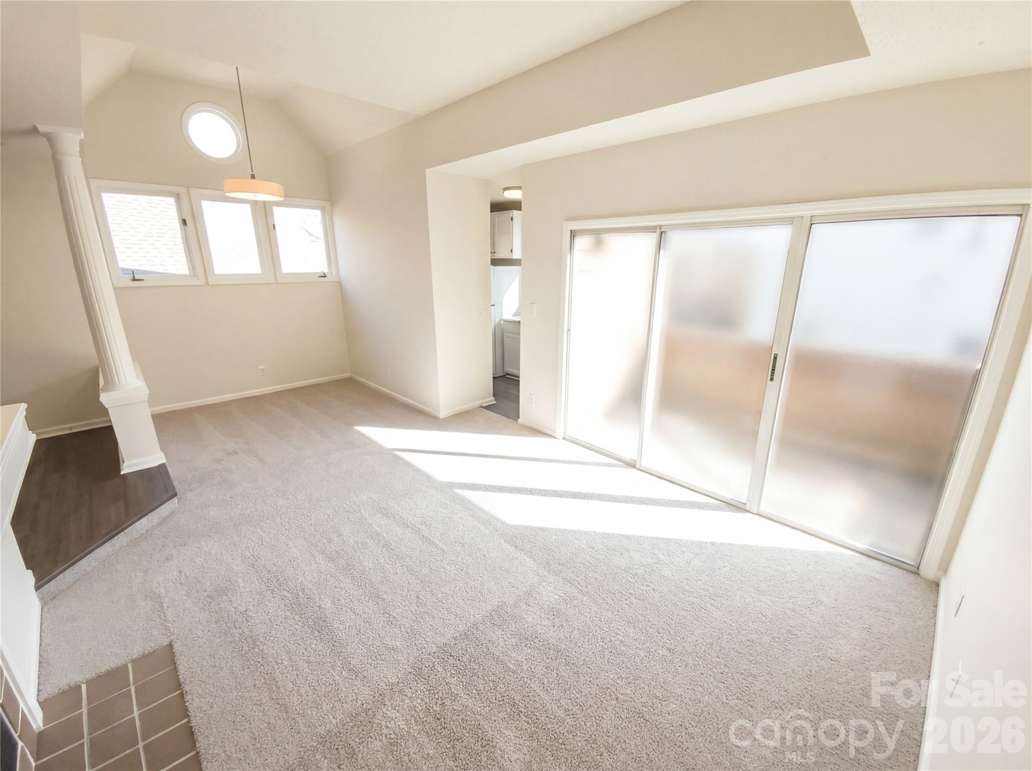 1101 E Morehead Street #33 — Charlotte