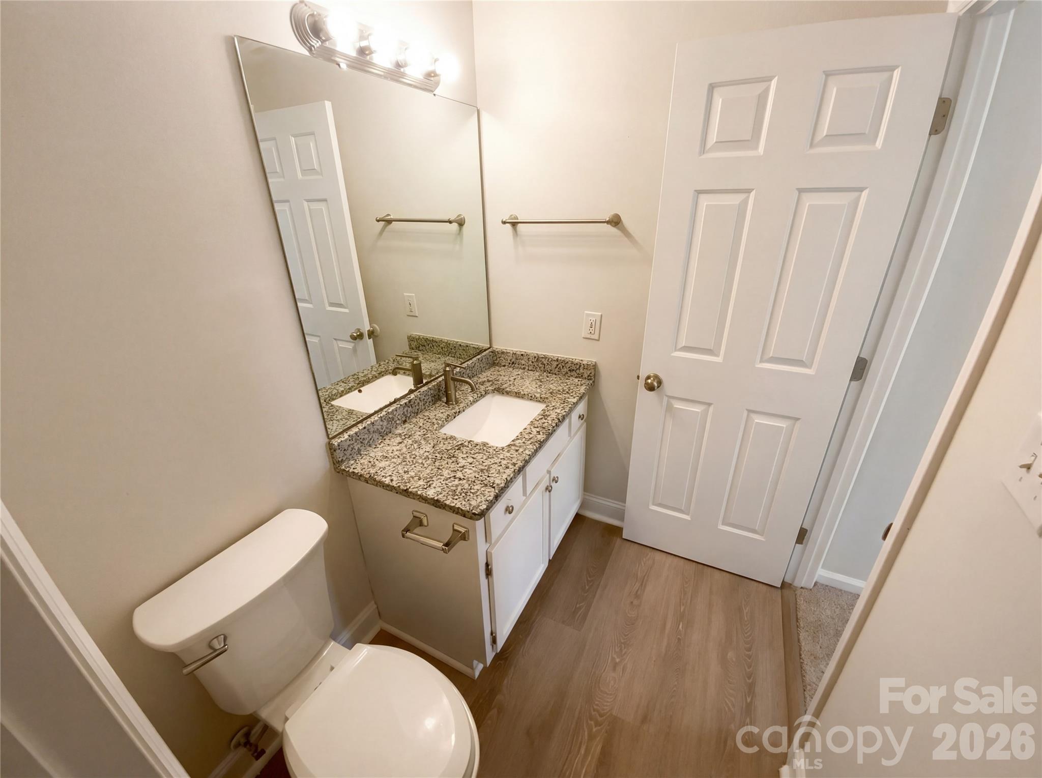 1101 E Morehead Street #33 — Charlotte