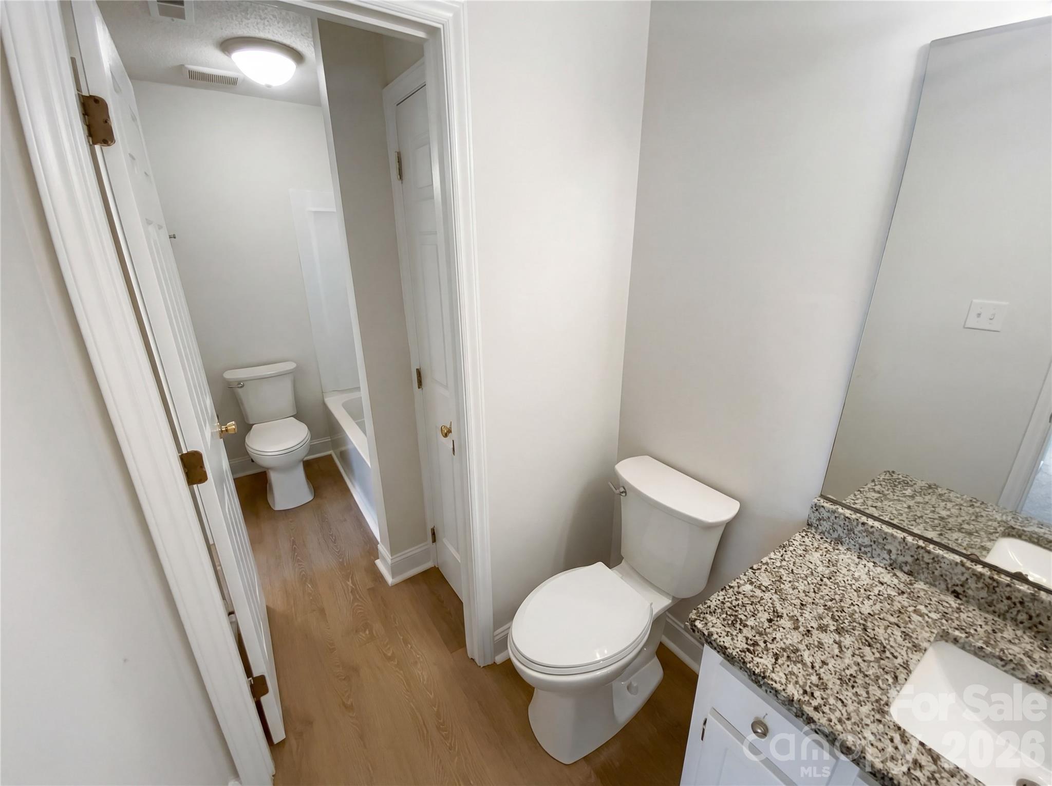 1101 E Morehead Street #33 — Charlotte