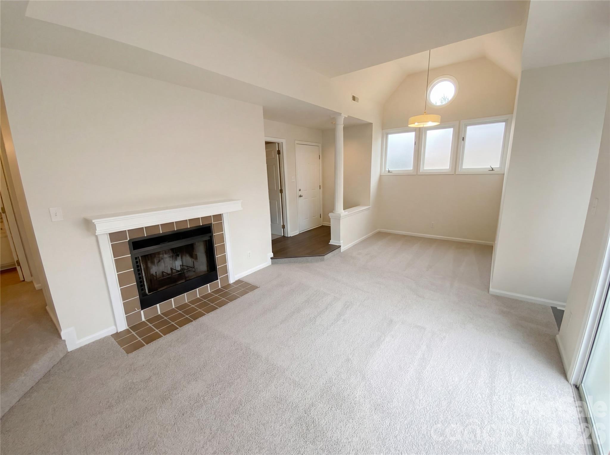 1101 E Morehead Street #33 — Charlotte