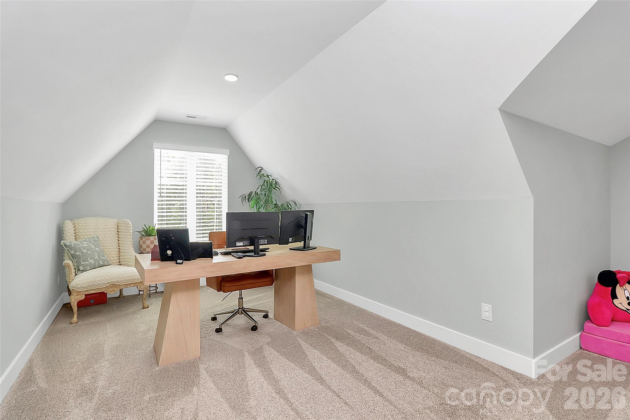 12093 Coyle Road — Stanfield