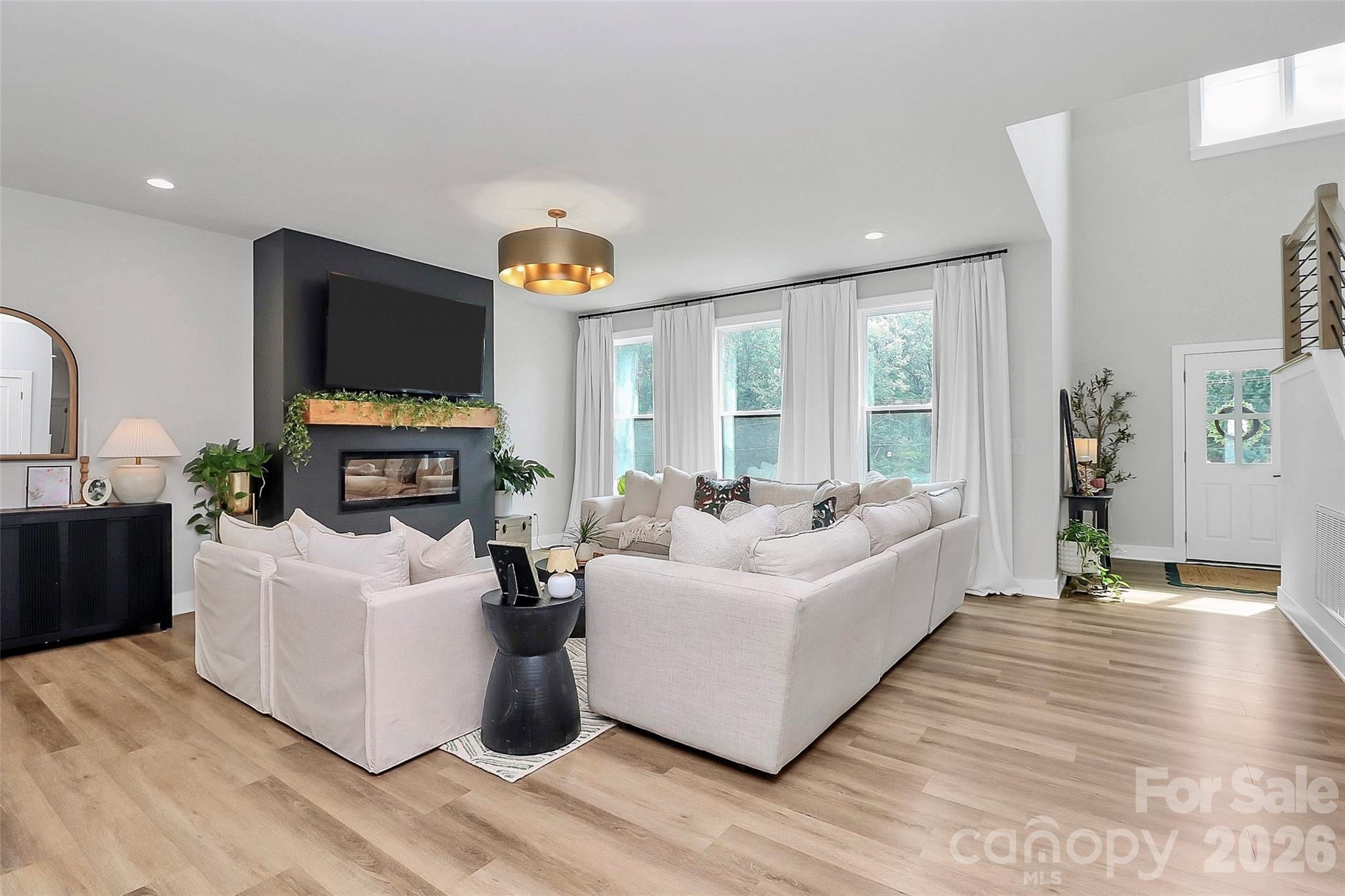 12093 Coyle Road — Stanfield