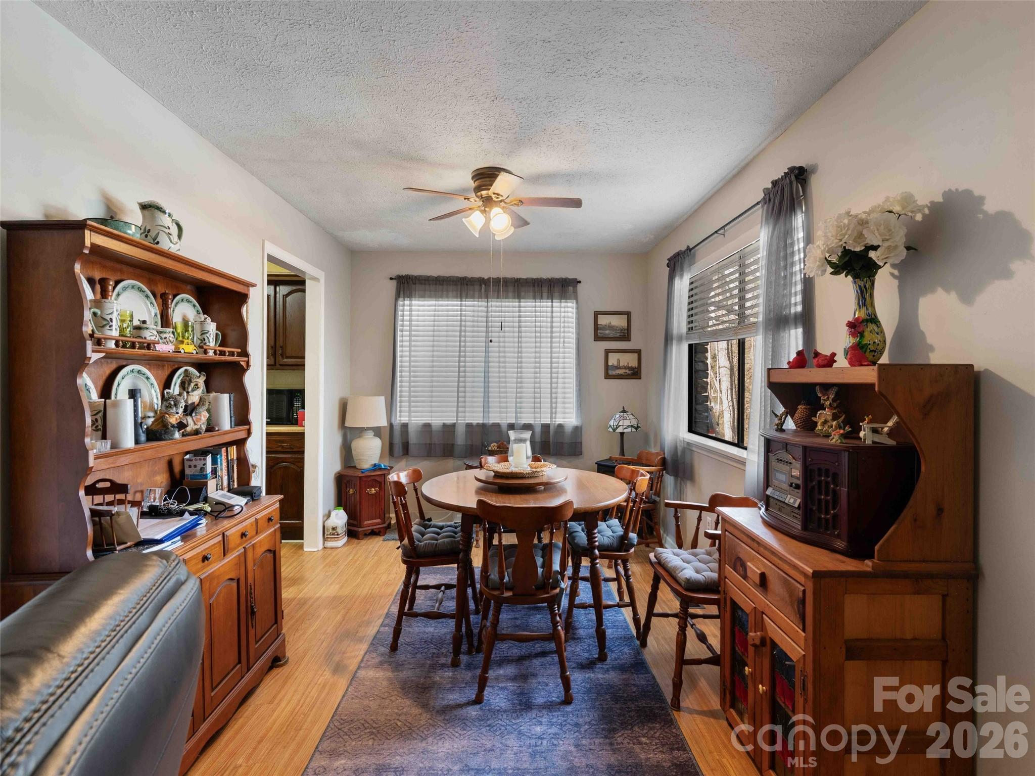193 Freedom Road — Hendersonville