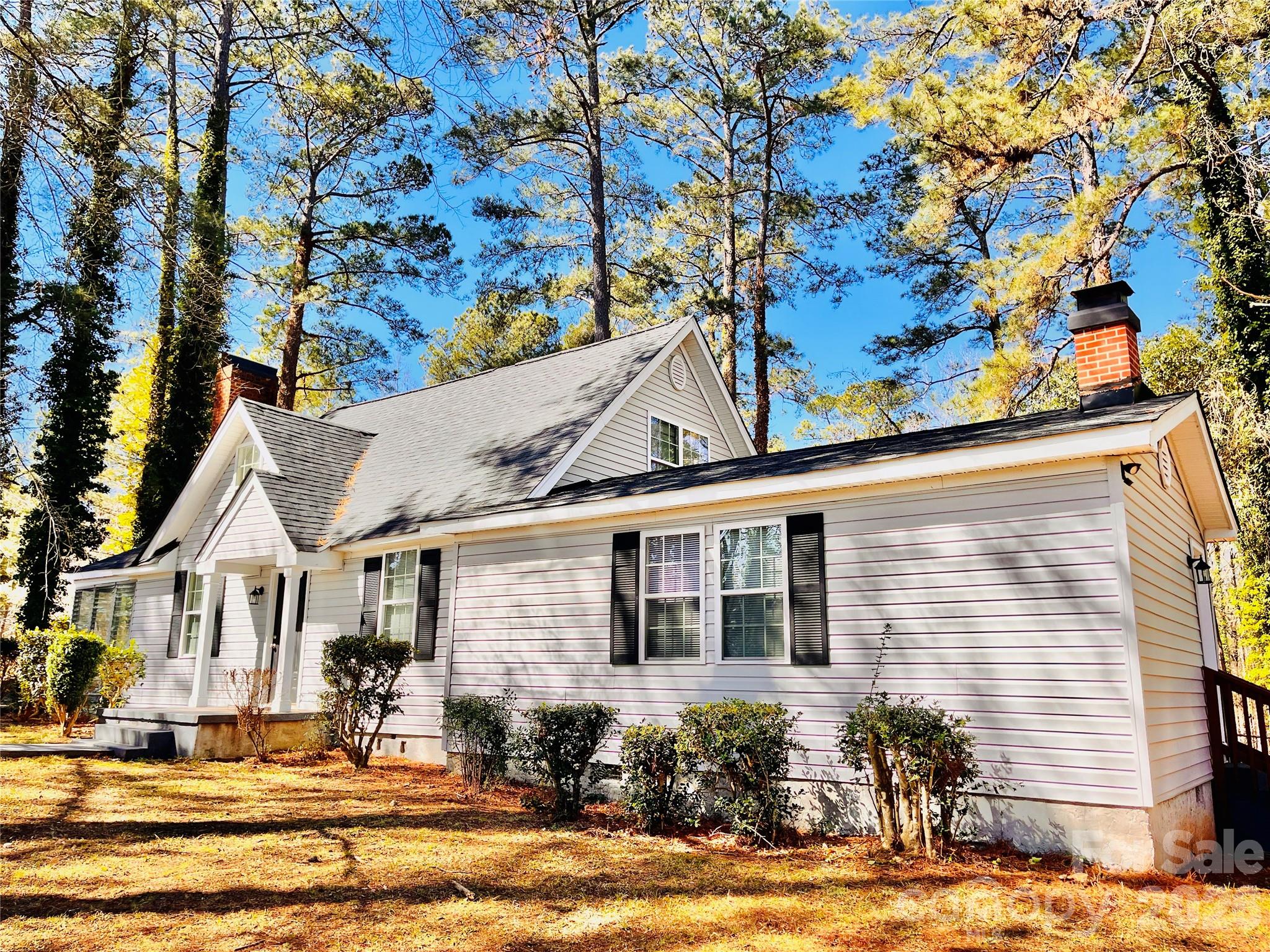 1301 Winterwood Road — Columbia