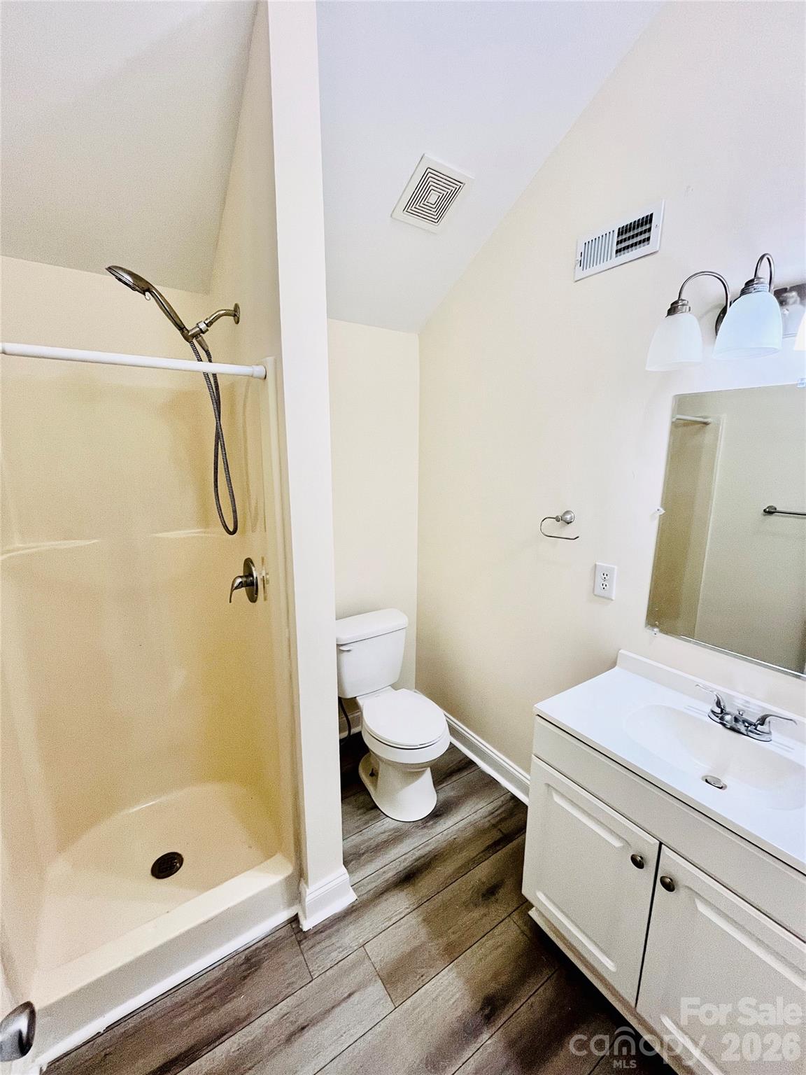 1301 Winterwood Road — Columbia