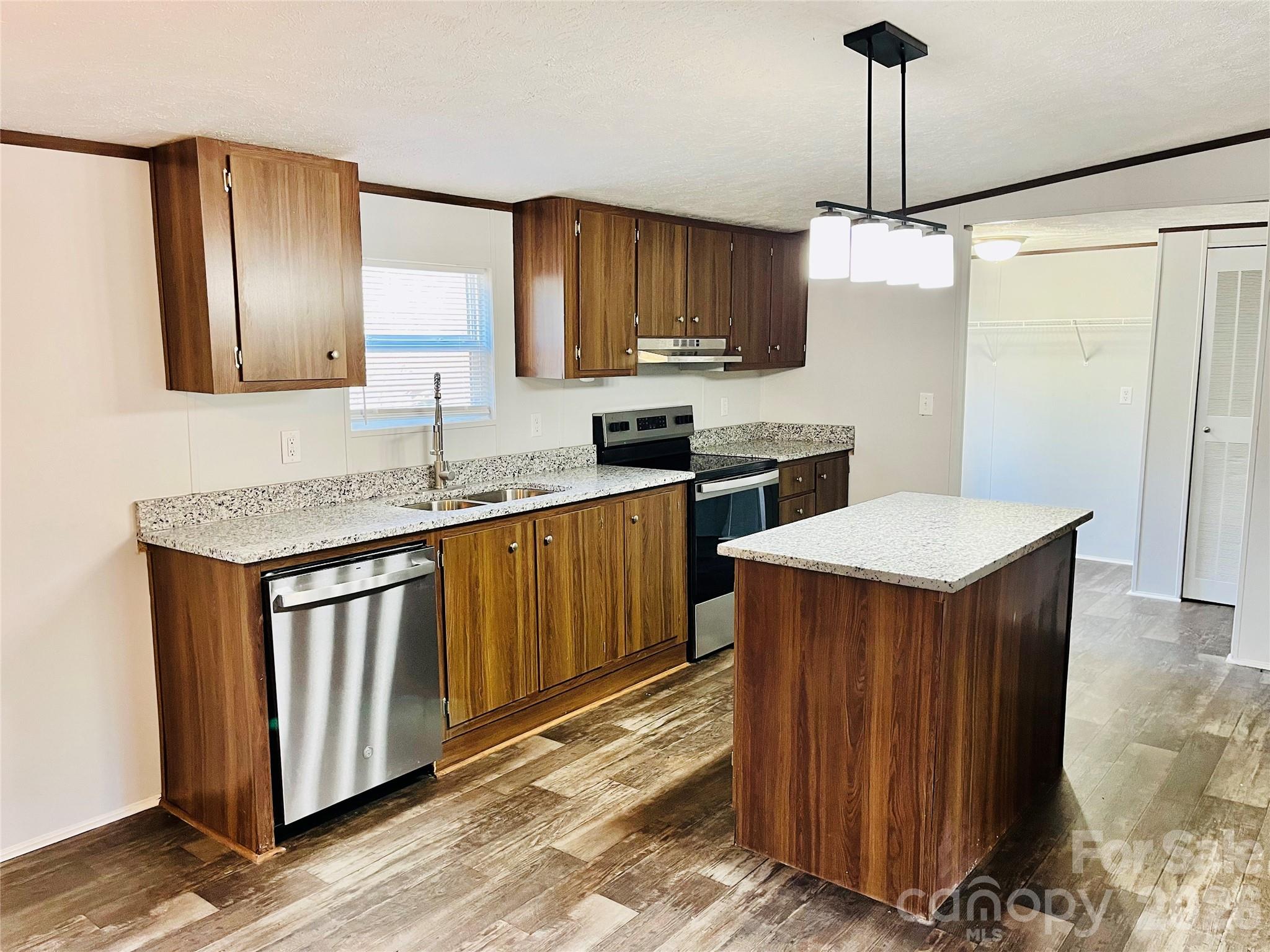 491 Sandy Springs Lane — Lexington