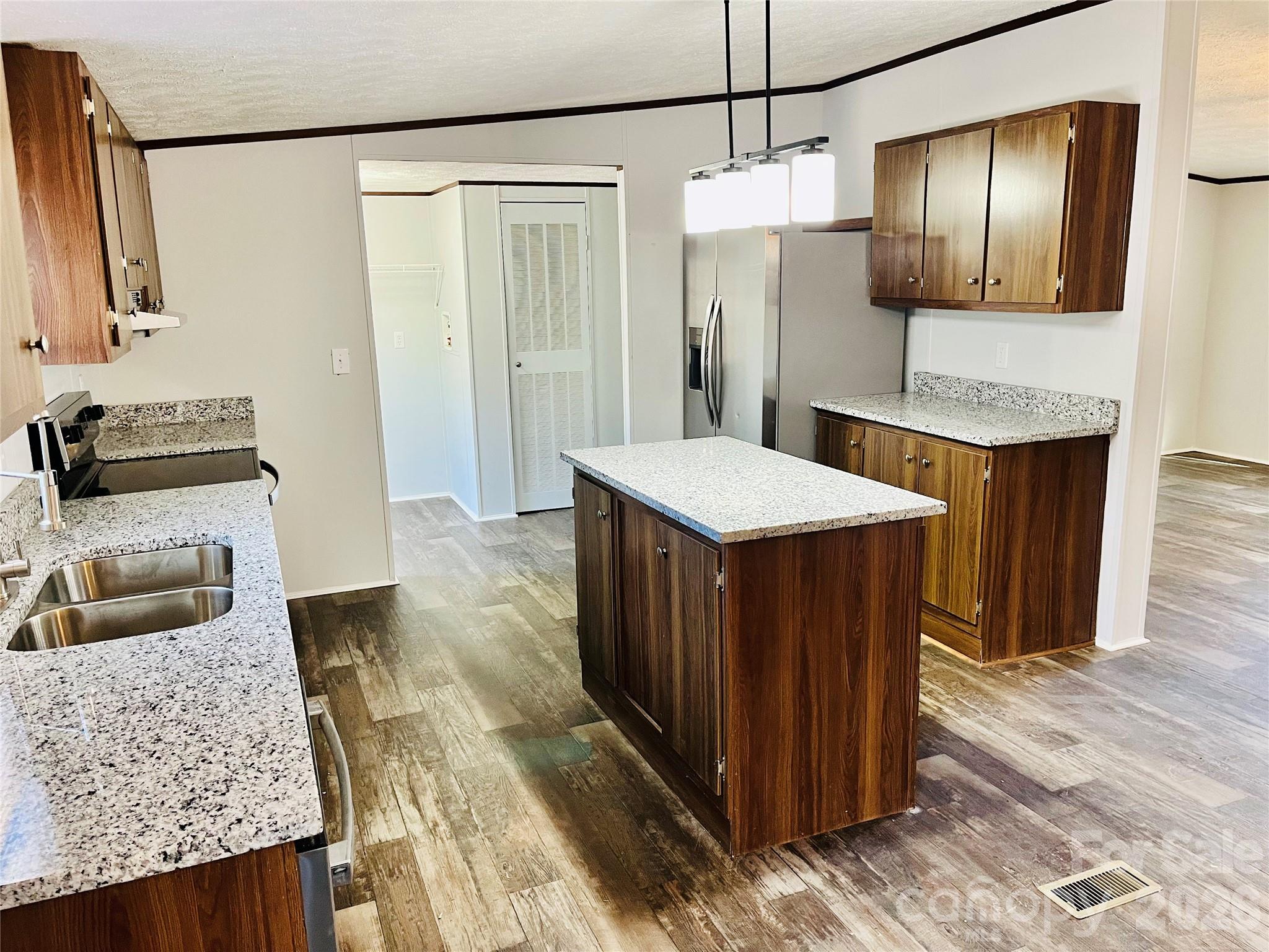 491 Sandy Springs Lane — Lexington
