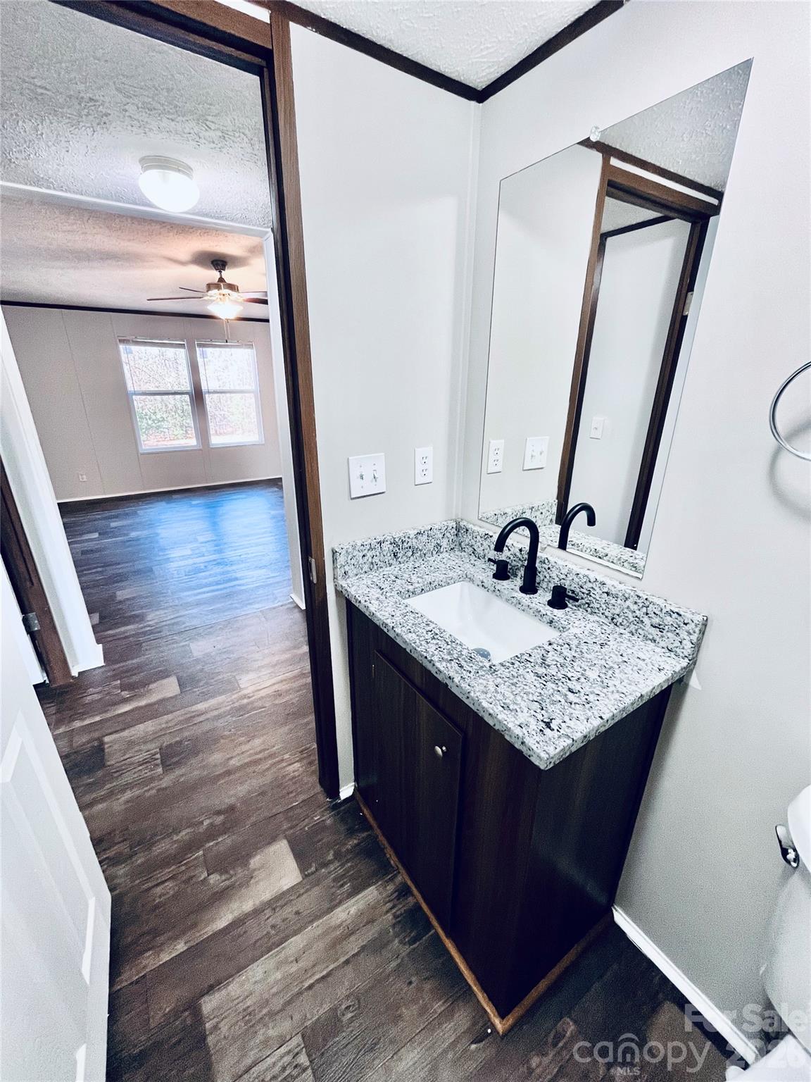 491 Sandy Springs Lane — Lexington