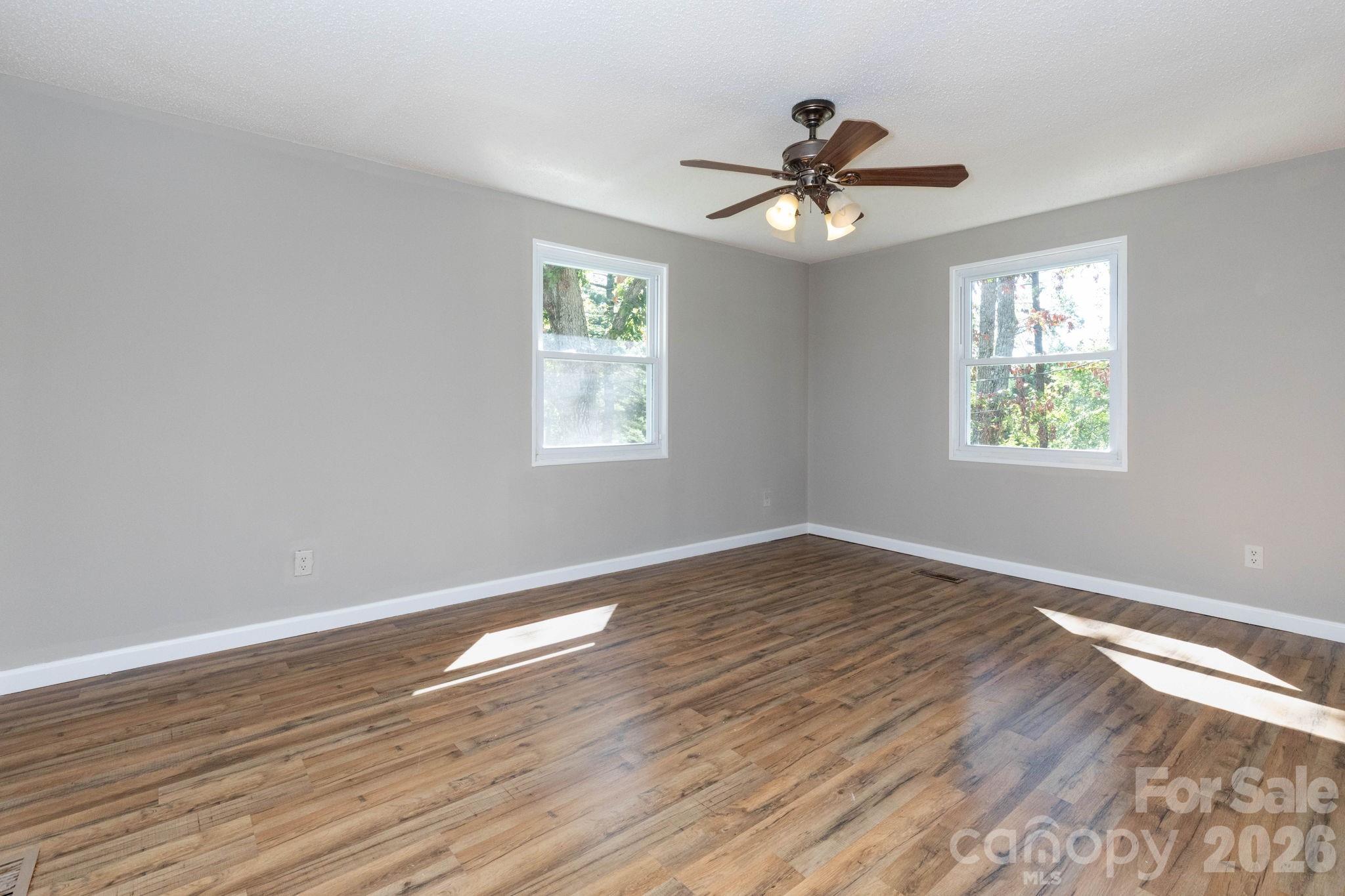 38 Mountainberry Lane — Fairview