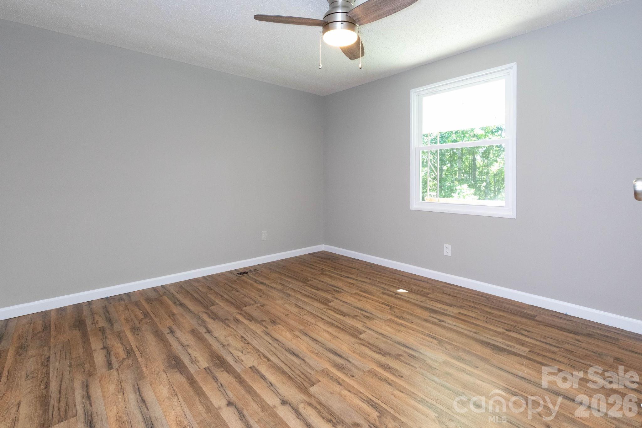 38 Mountainberry Lane — Fairview