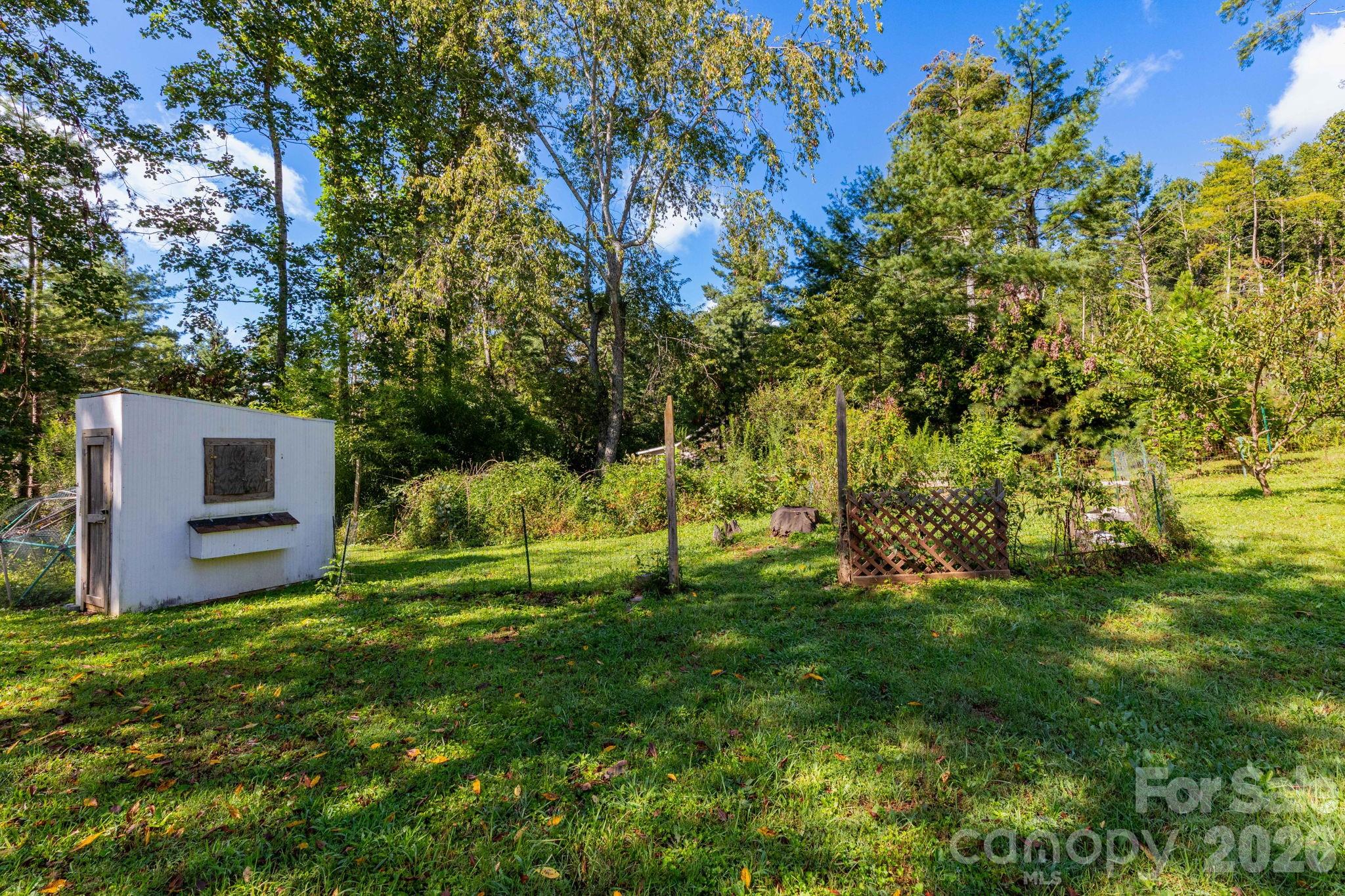 38 Mountainberry Lane — Fairview