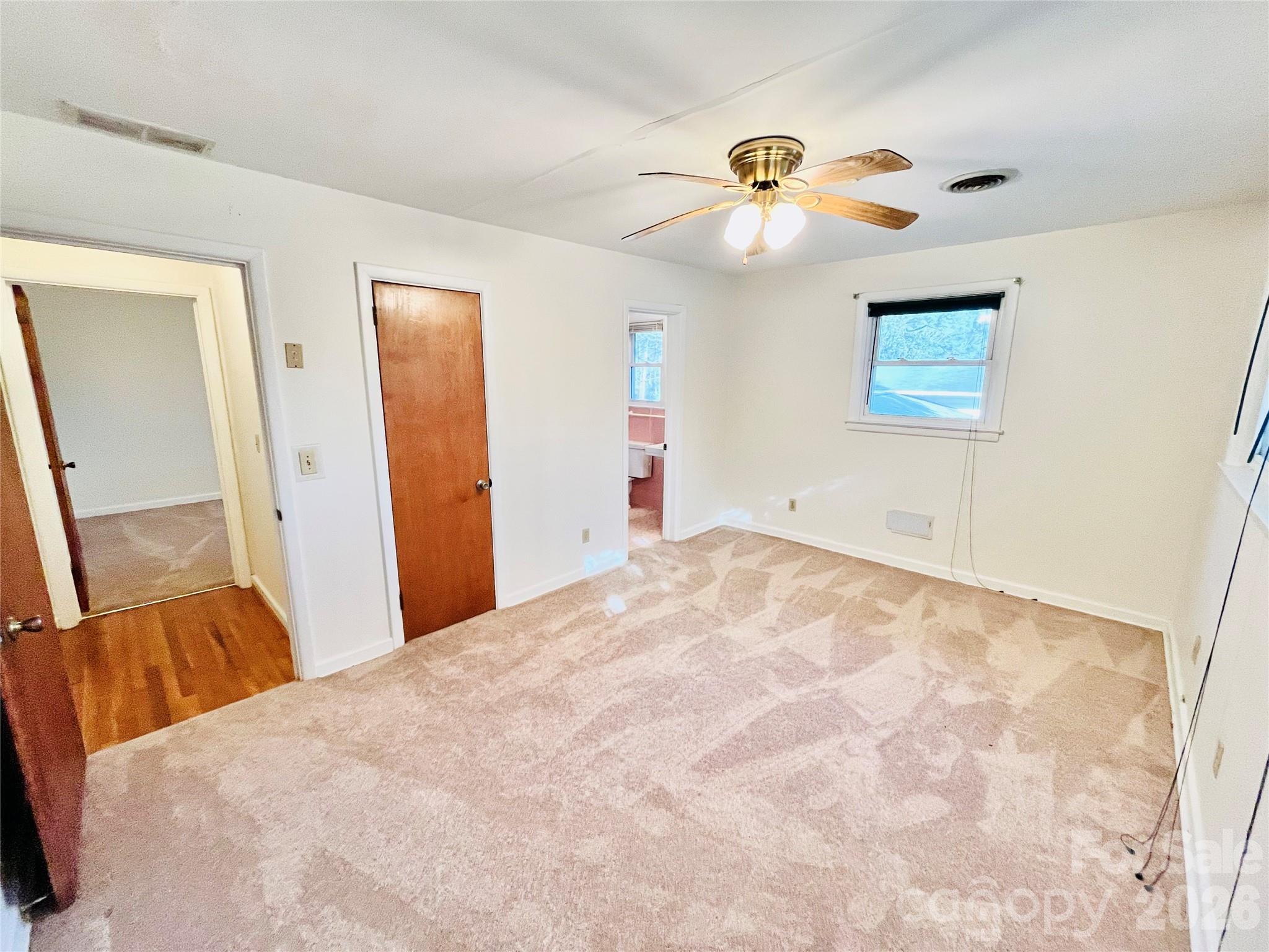 1538 Bradley Drive — Columbia