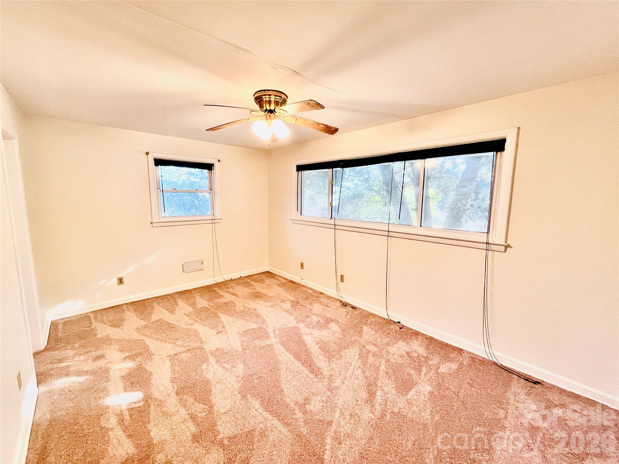1538 Bradley Drive — Columbia