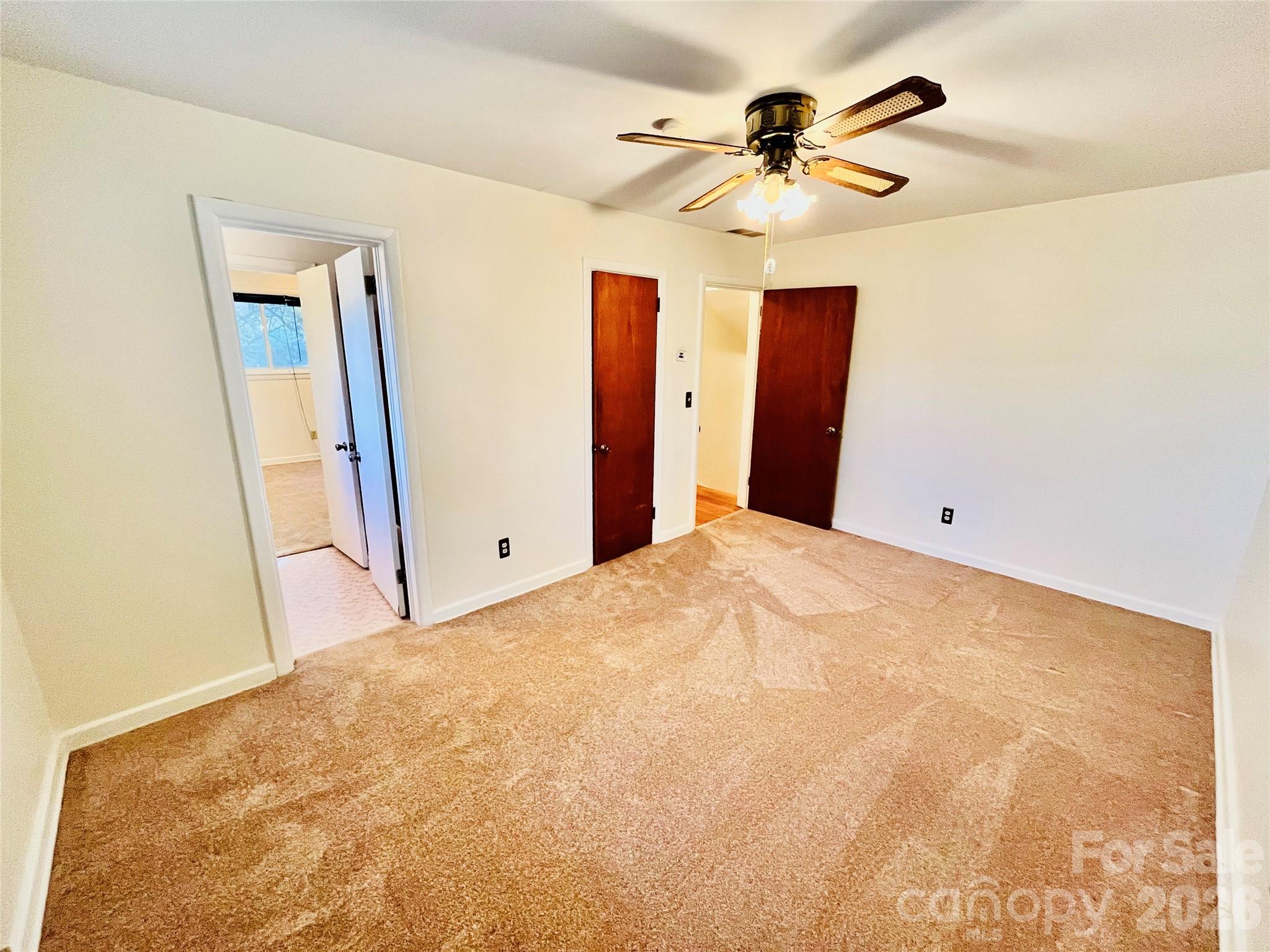 1538 Bradley Drive — Columbia