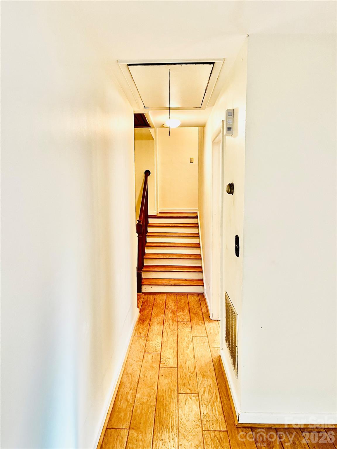 1538 Bradley Drive — Columbia