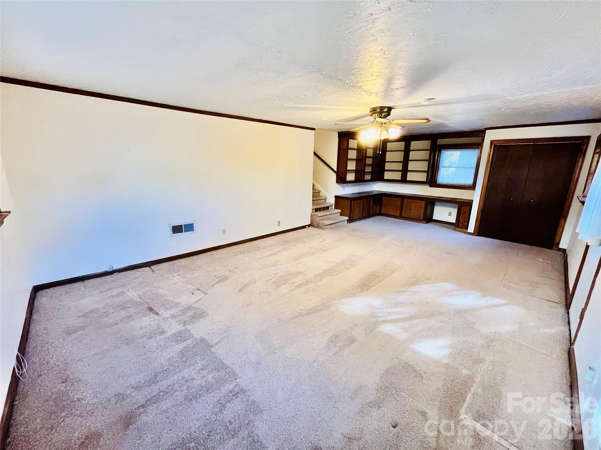 1538 Bradley Drive — Columbia