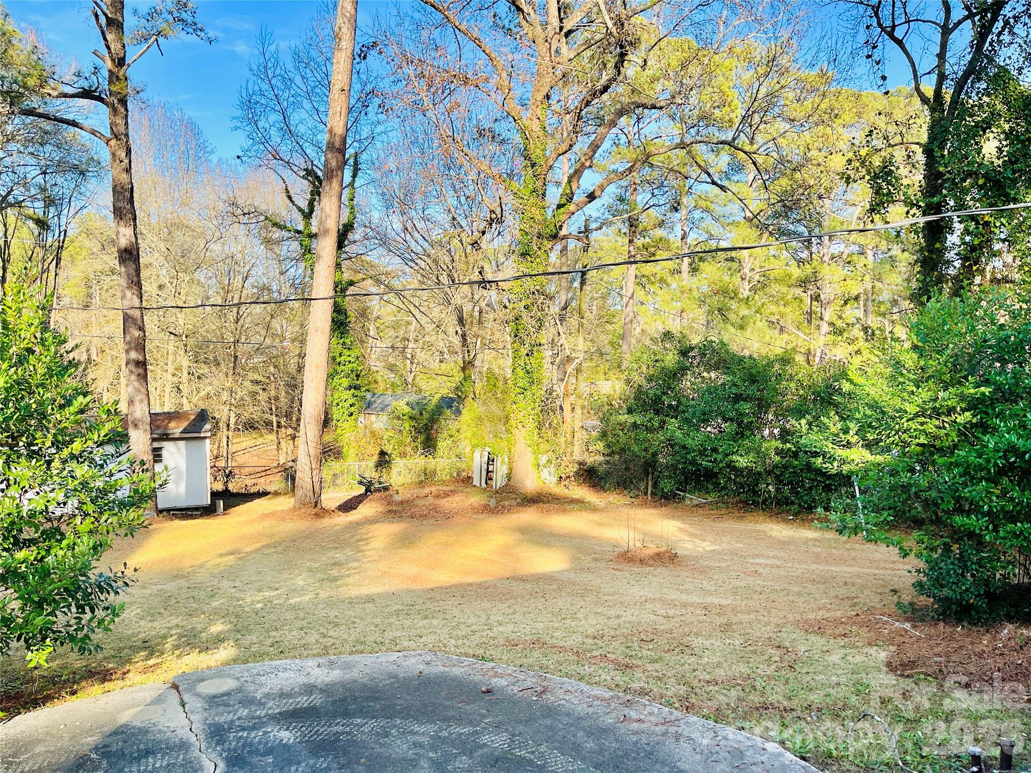 1538 Bradley Drive — Columbia