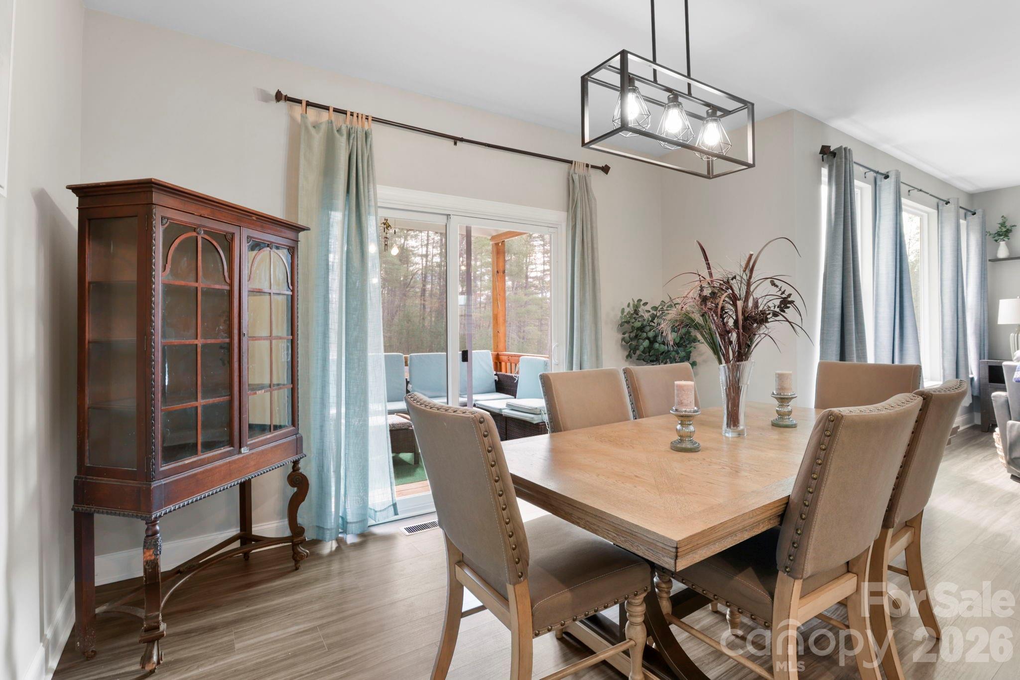 258 Crystal Heights Drive — Hendersonville