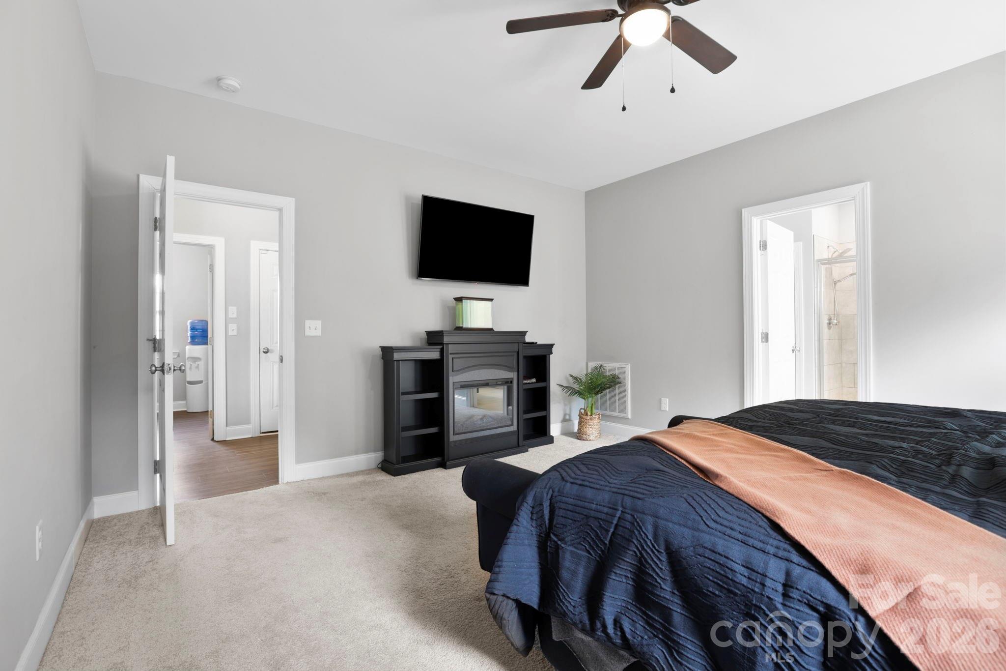 258 Crystal Heights Drive — Hendersonville