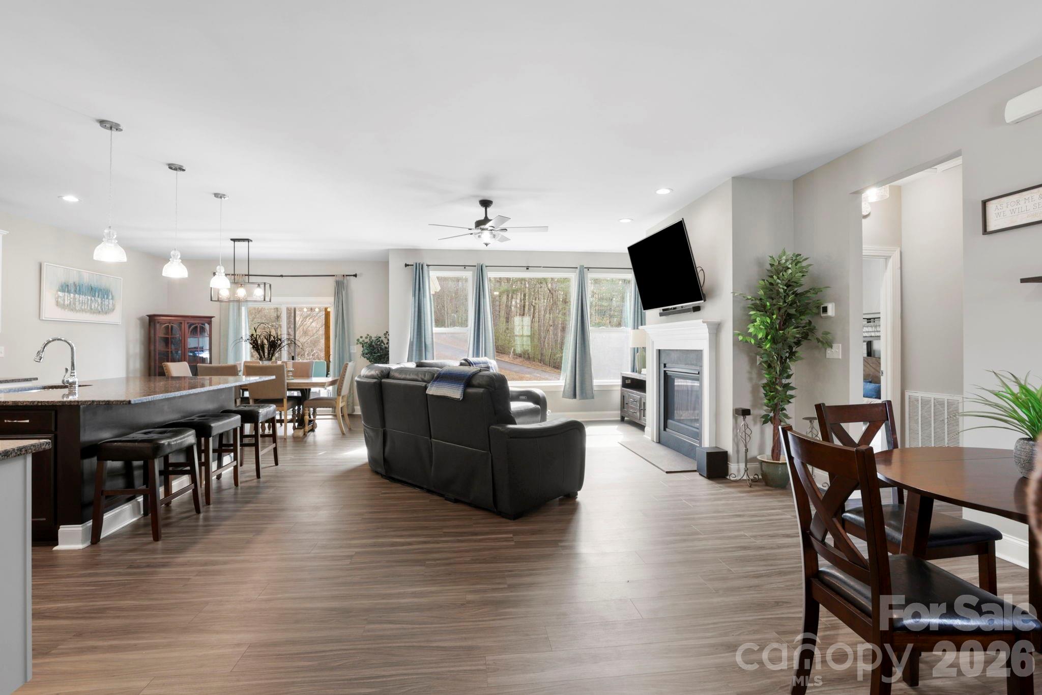 258 Crystal Heights Drive — Hendersonville