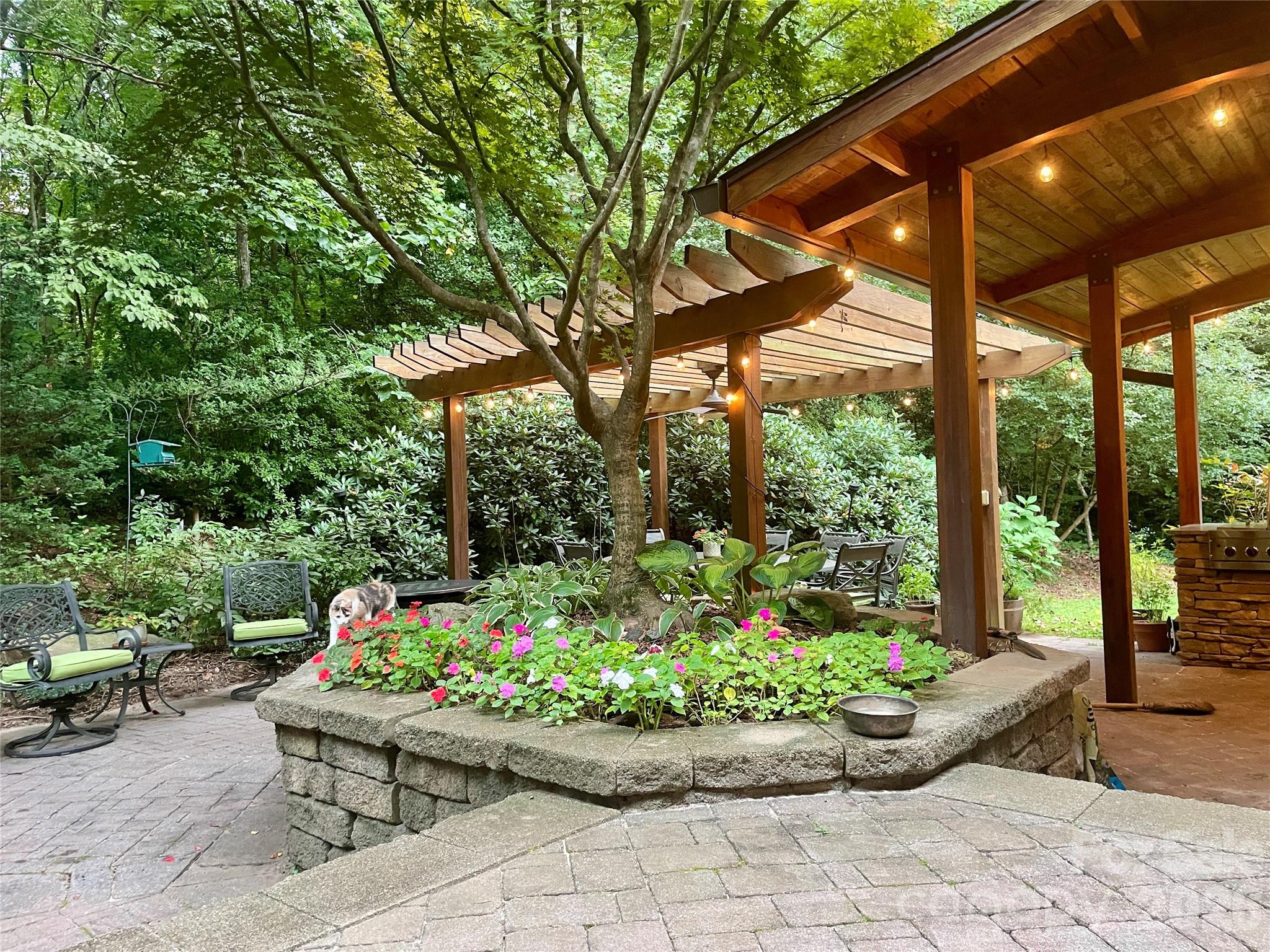 112 Parkland Street — Morganton