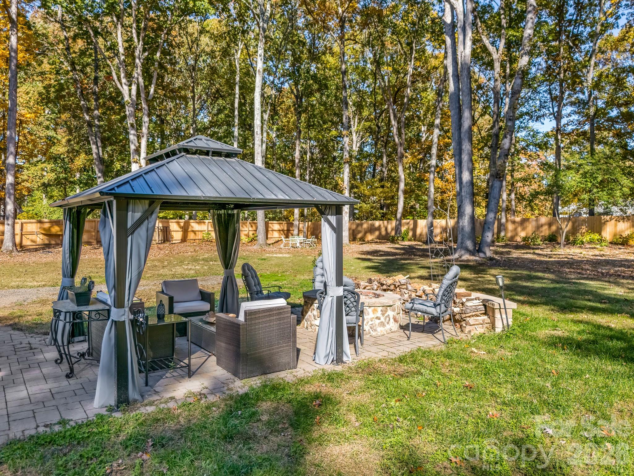16014 Virginia Lee Court — Fort Mill