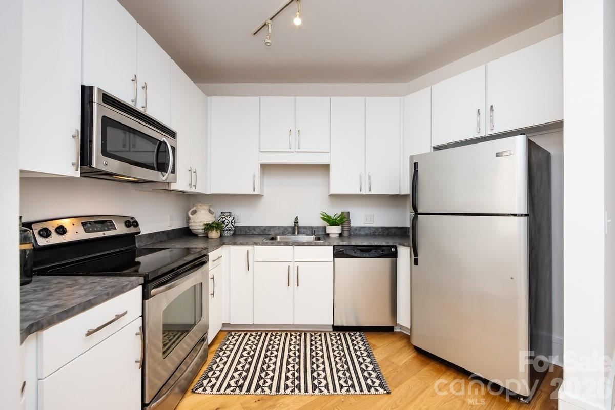 1600 Fulton Avenue #204 — Charlotte