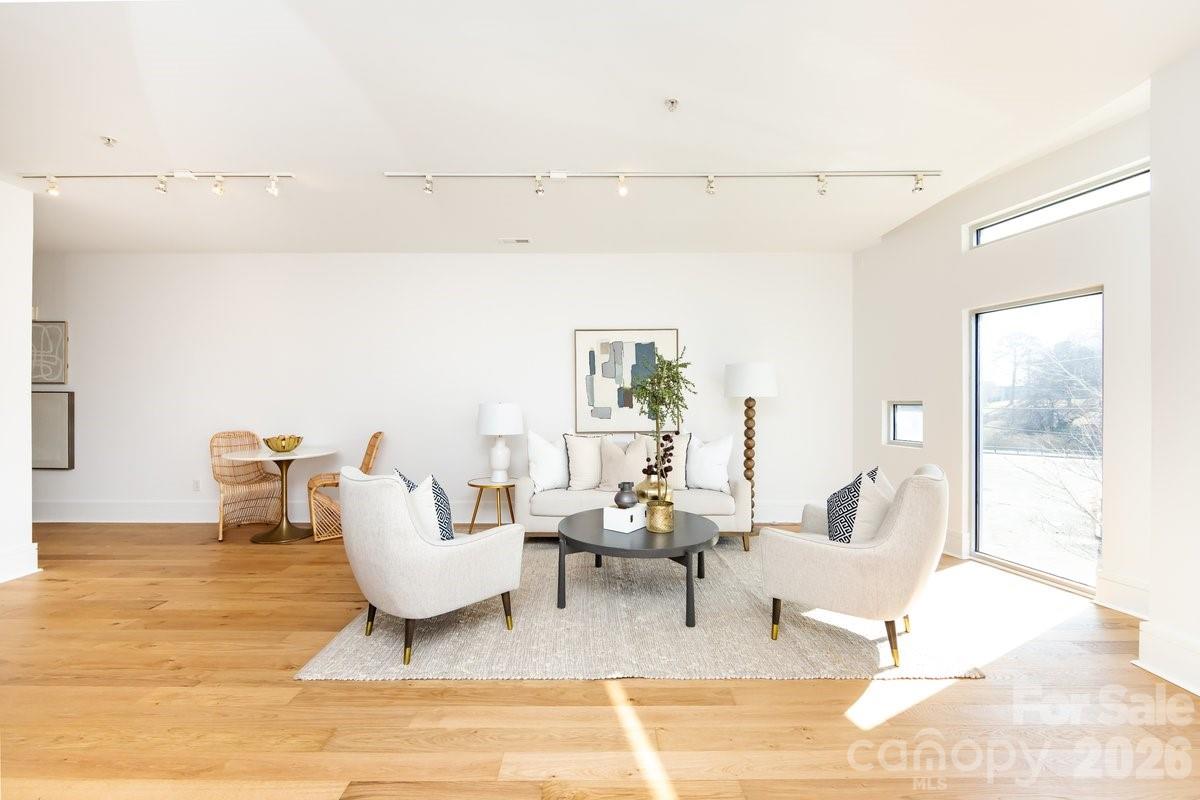 1600 Fulton Avenue #204 — Charlotte