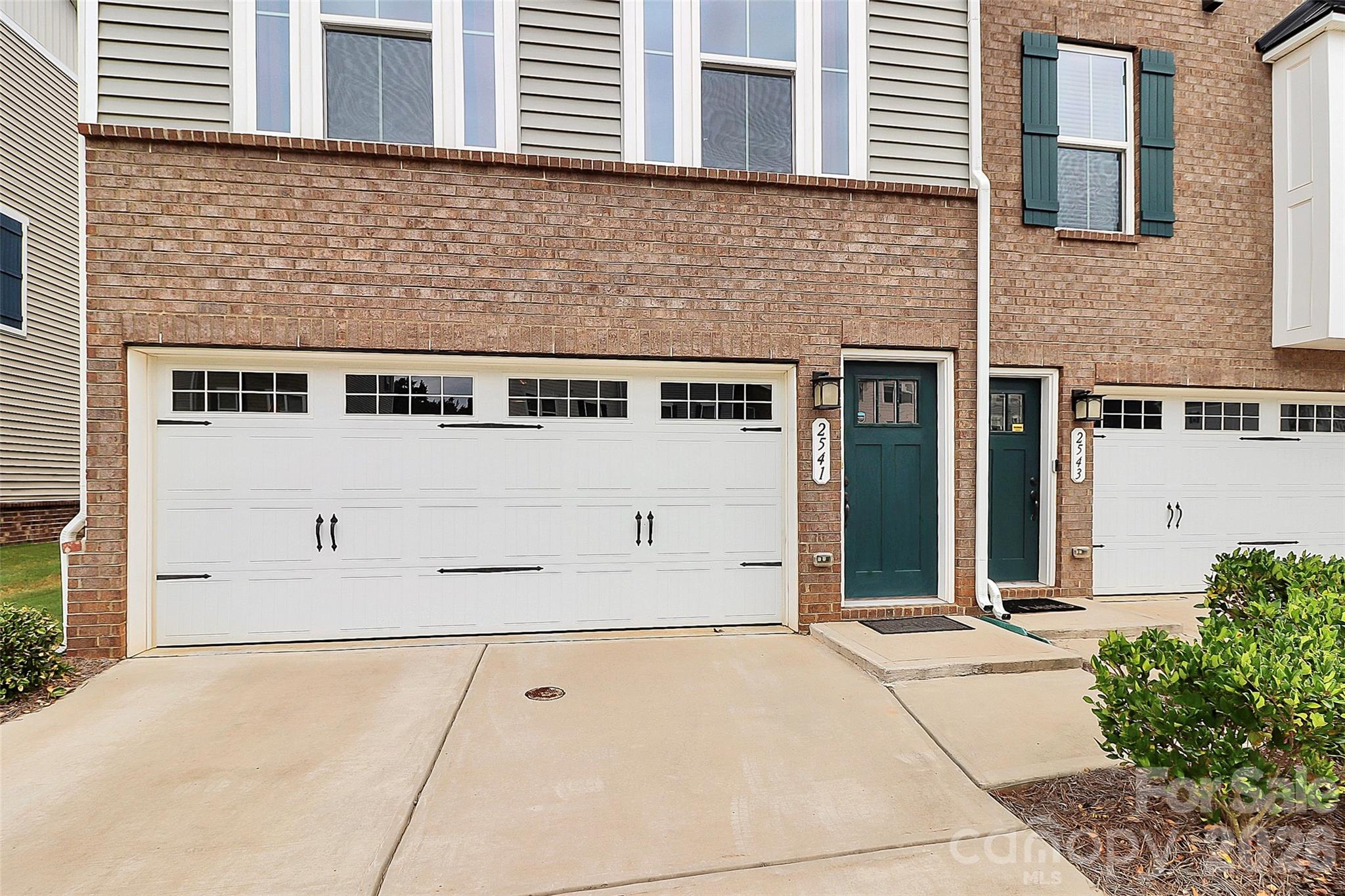 2541 Grantham Place Drive — Fort Mill