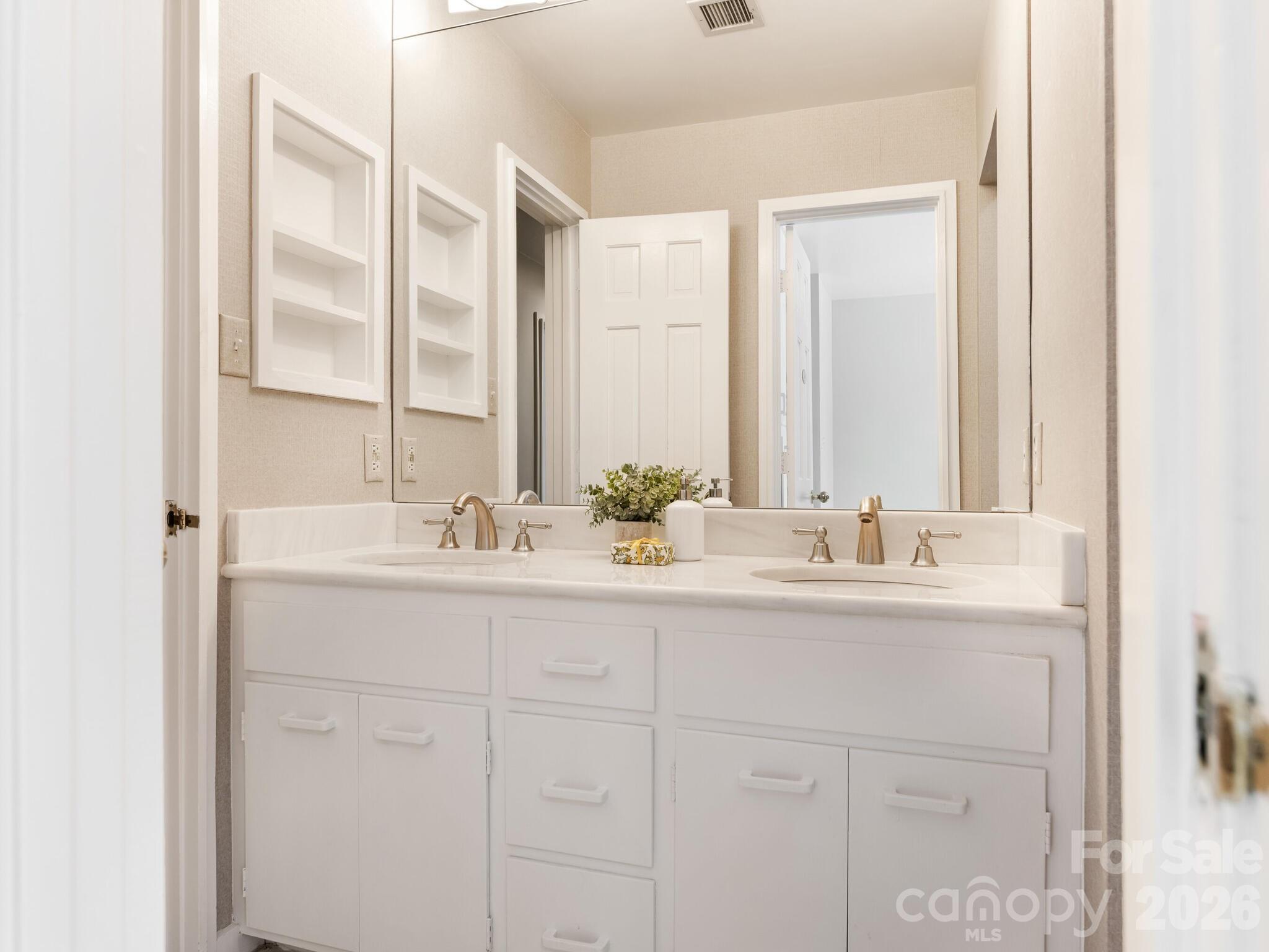 5101 Gorham Drive — Charlotte