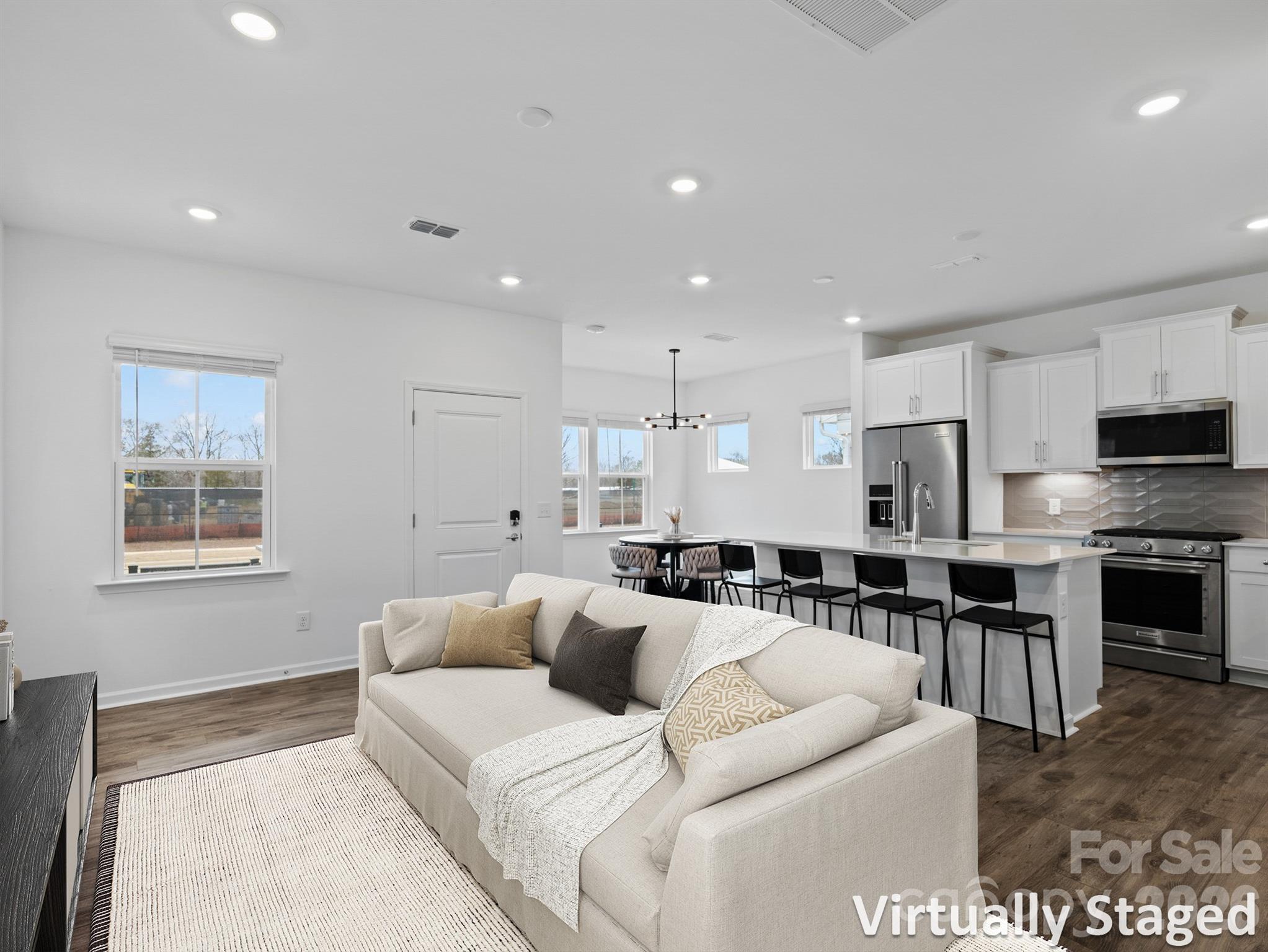 3608 Pamlico Street — Monroe