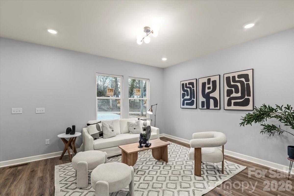 533 Crowell Avenue — Statesville