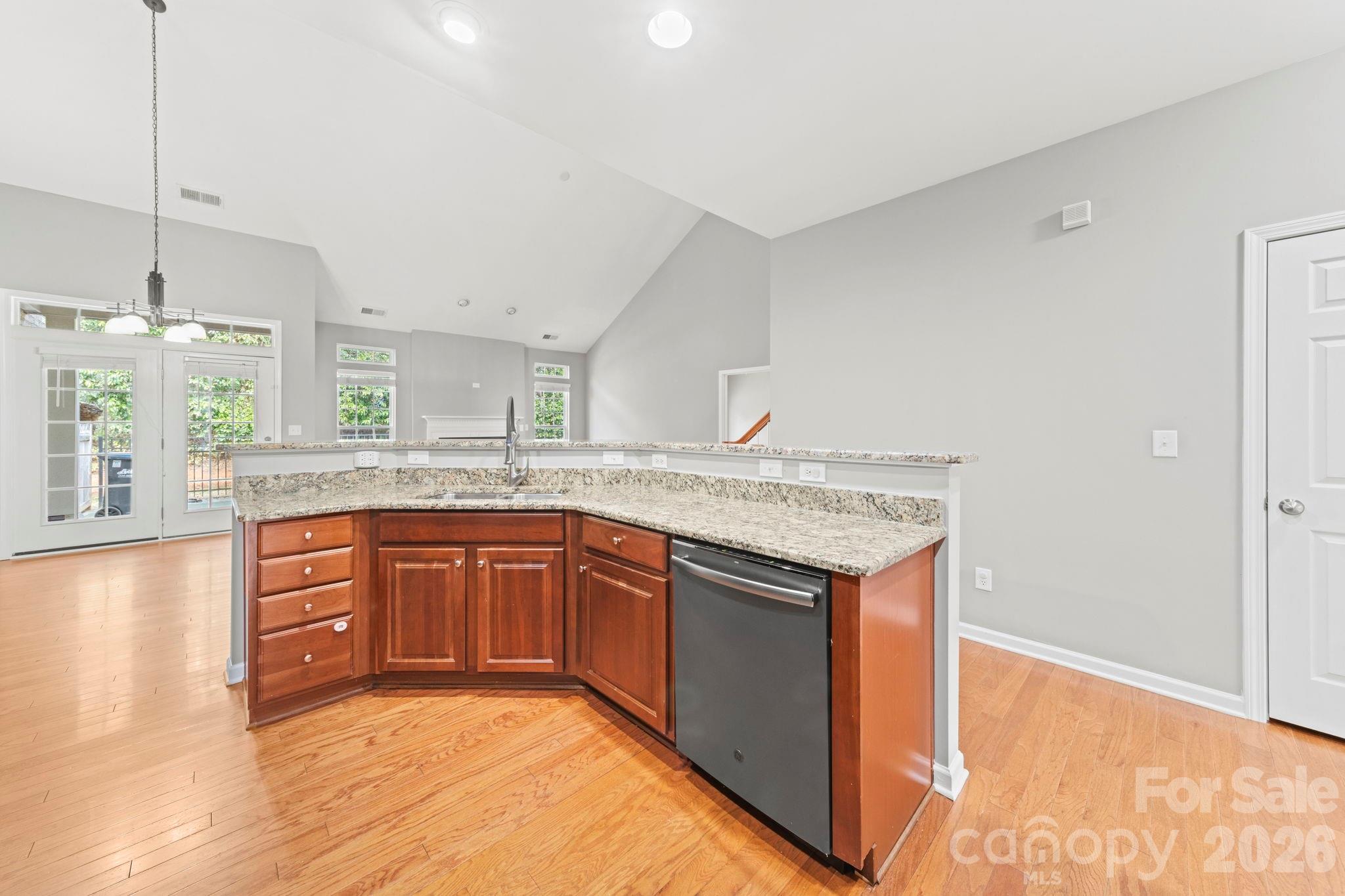 3342 Park South Station Boulevard — Charlotte