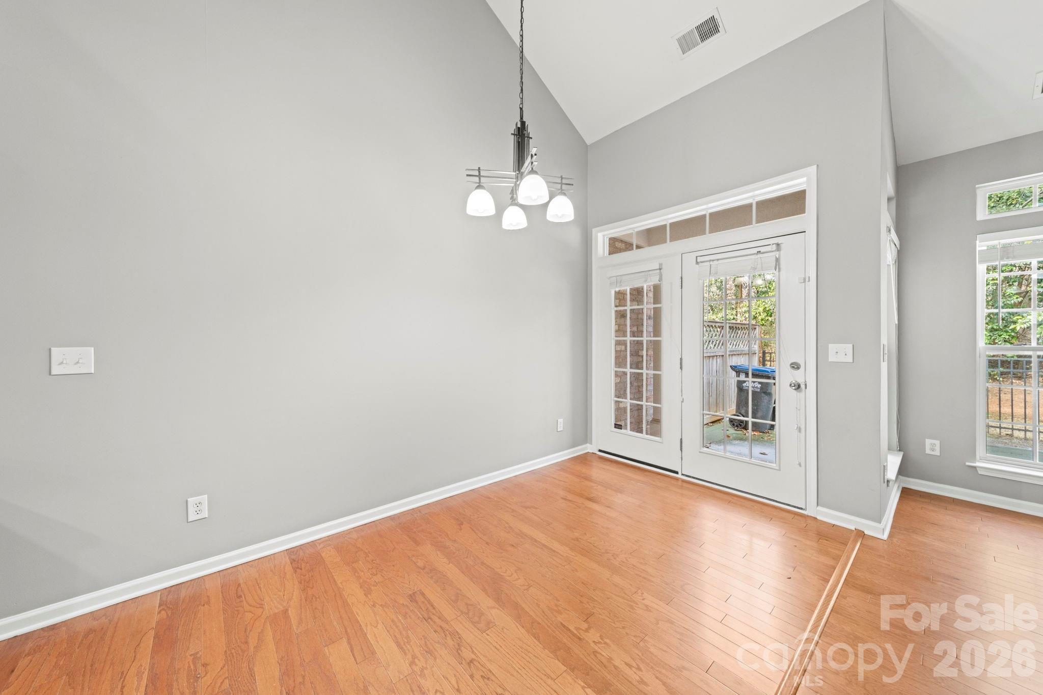 3342 Park South Station Boulevard — Charlotte
