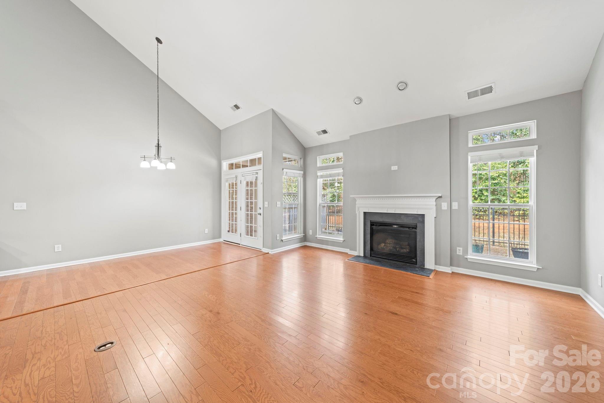 3342 Park South Station Boulevard — Charlotte