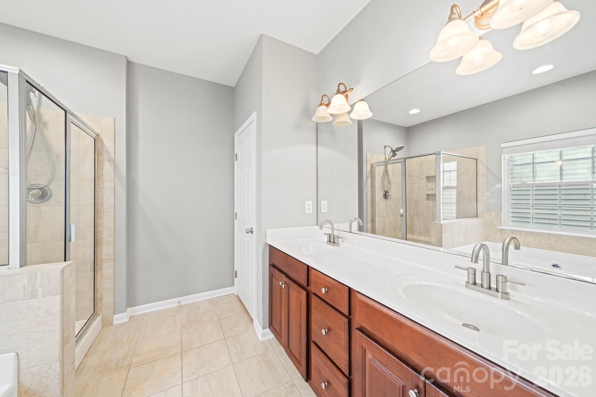 3342 Park South Station Boulevard — Charlotte